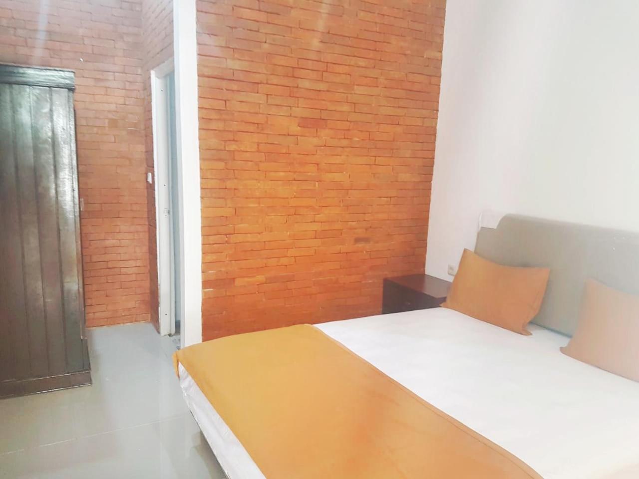 Standard Double Room - Photo 2