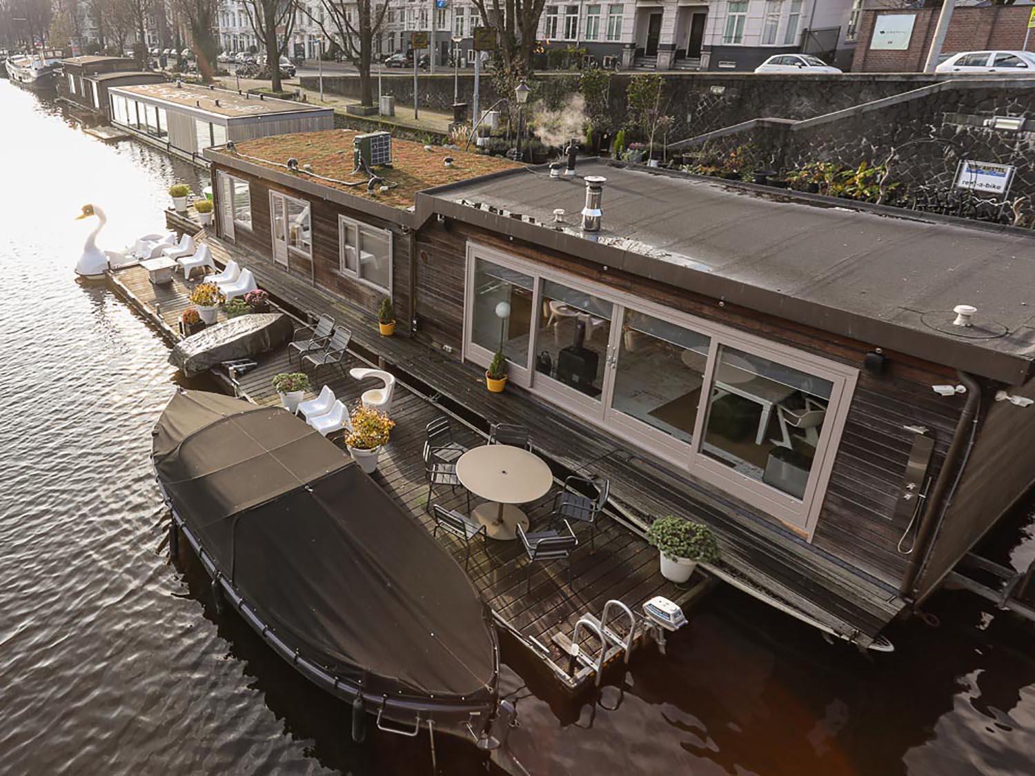 Standard Twin Room with River View photo 2