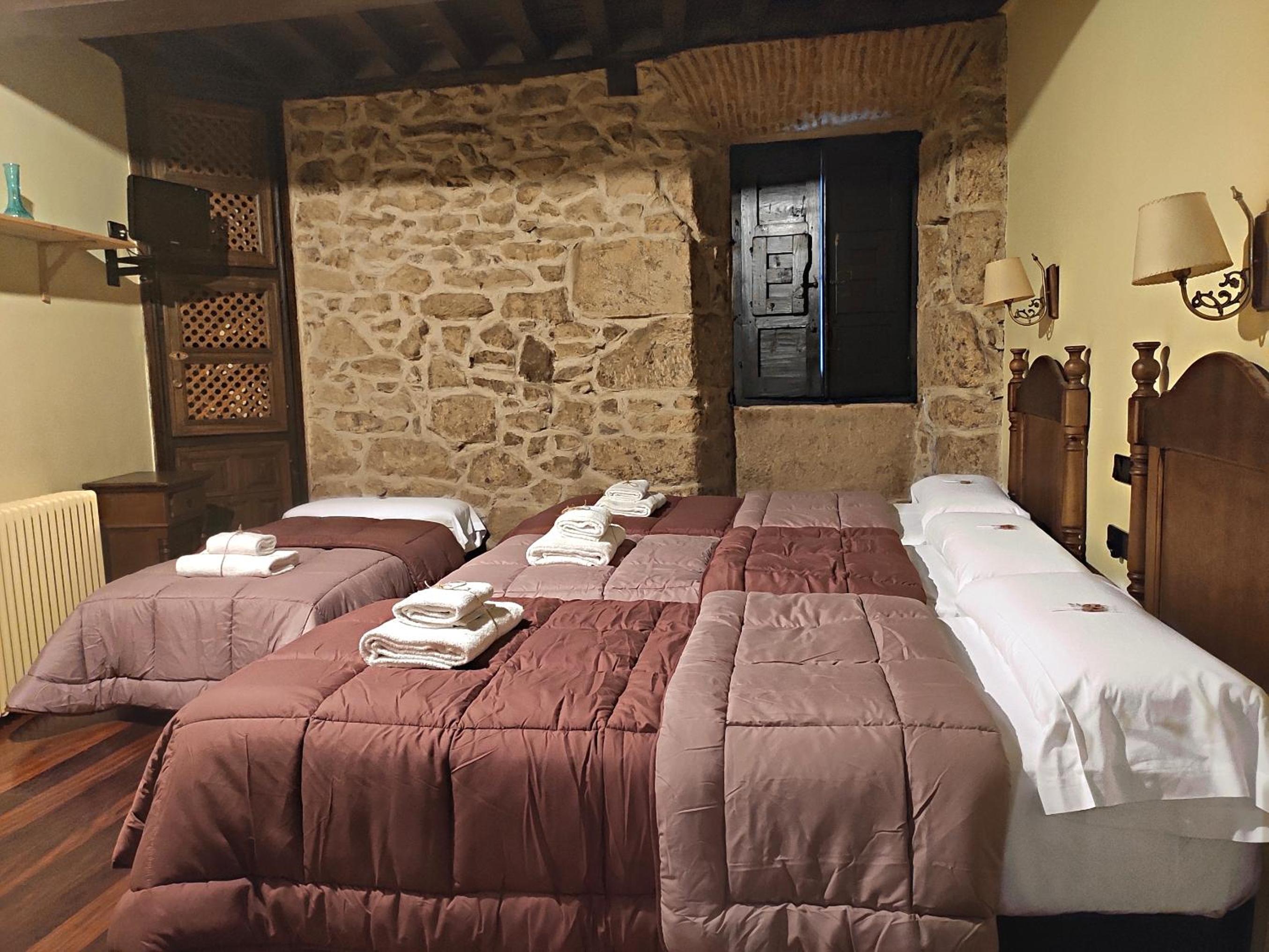 Habitación Doble con Cama Supletoria