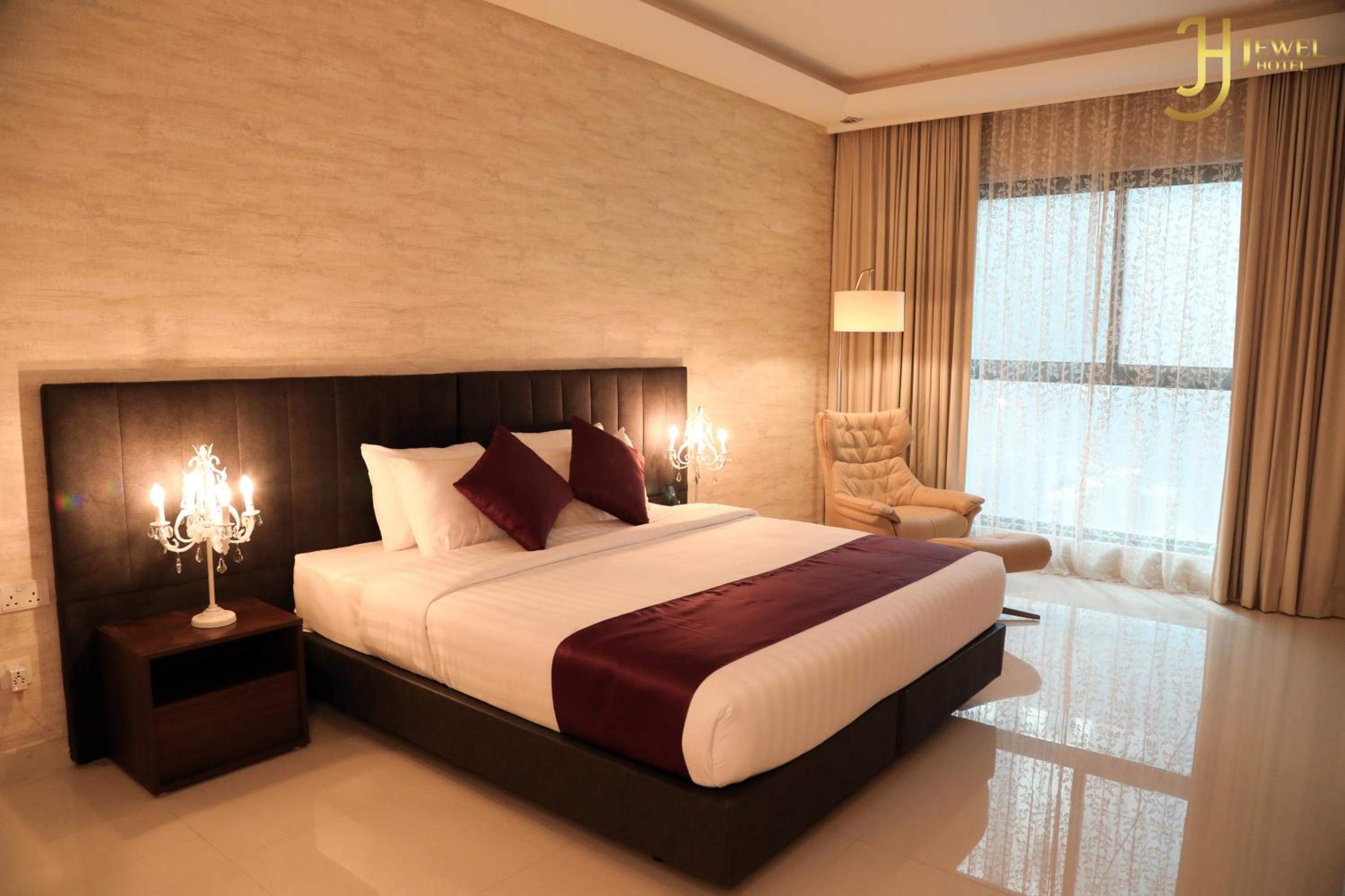 3 BR Family Suite
