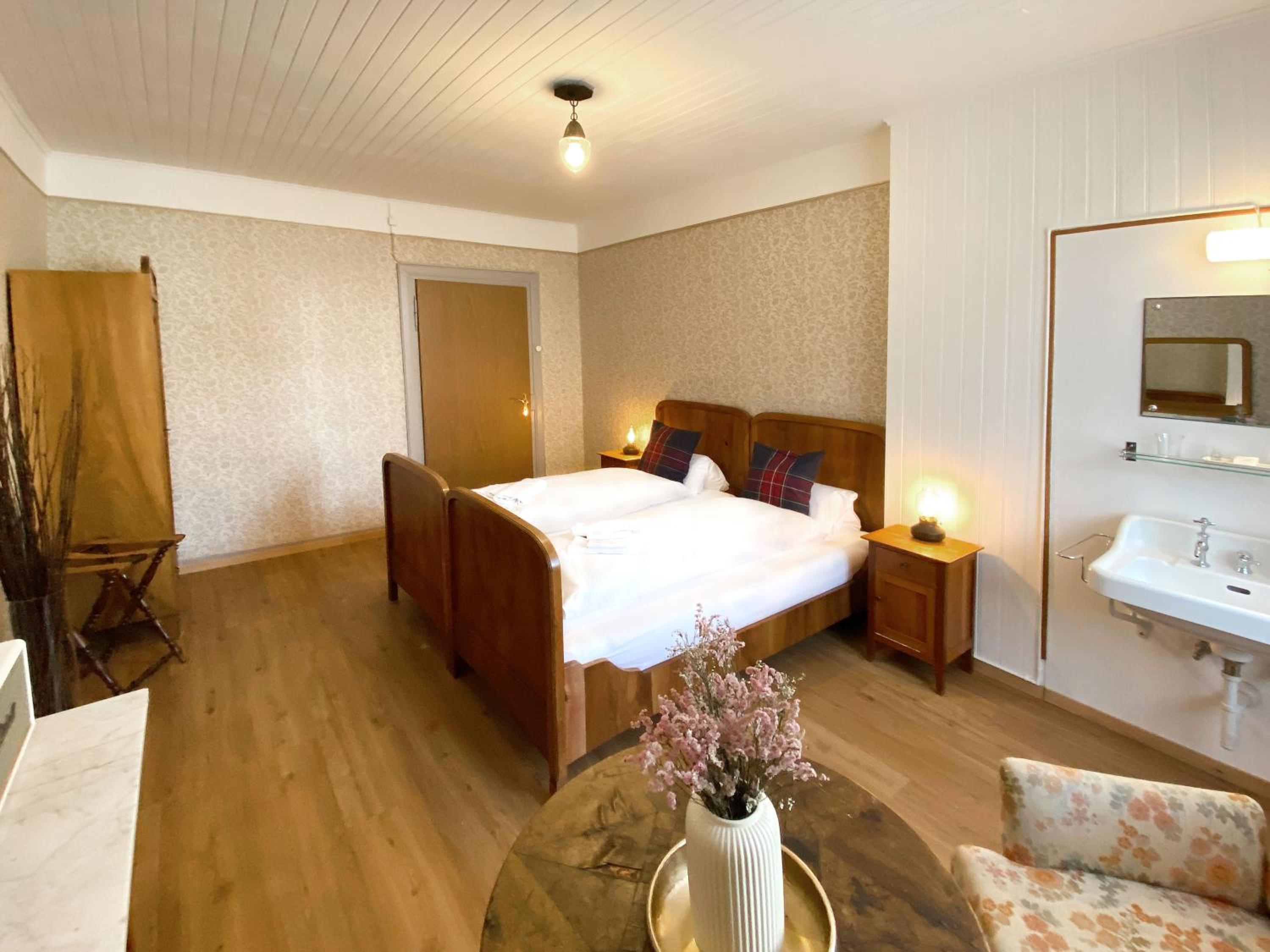Deluxe Suite photo 3