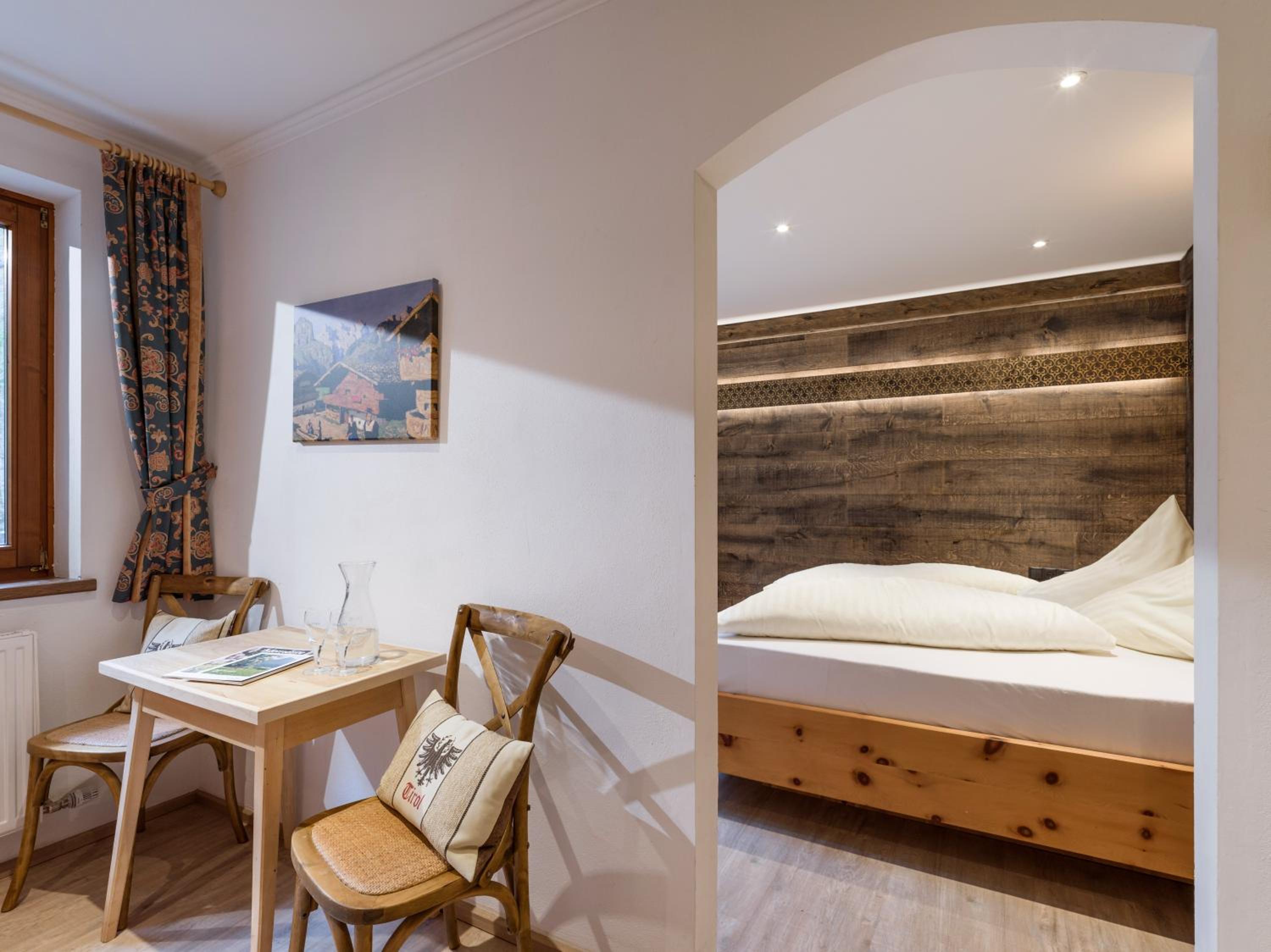 Standard Double Room - Photo 10