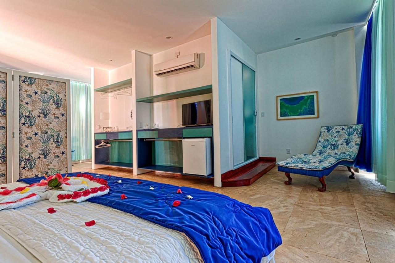 Deluxe King Suite photo 1