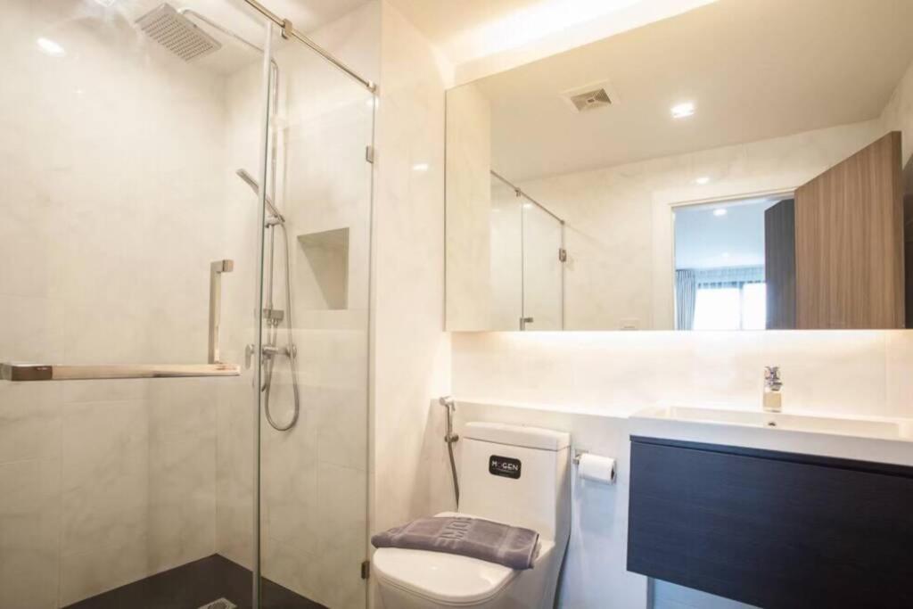 One-Bedroom Apartment - Photo 16