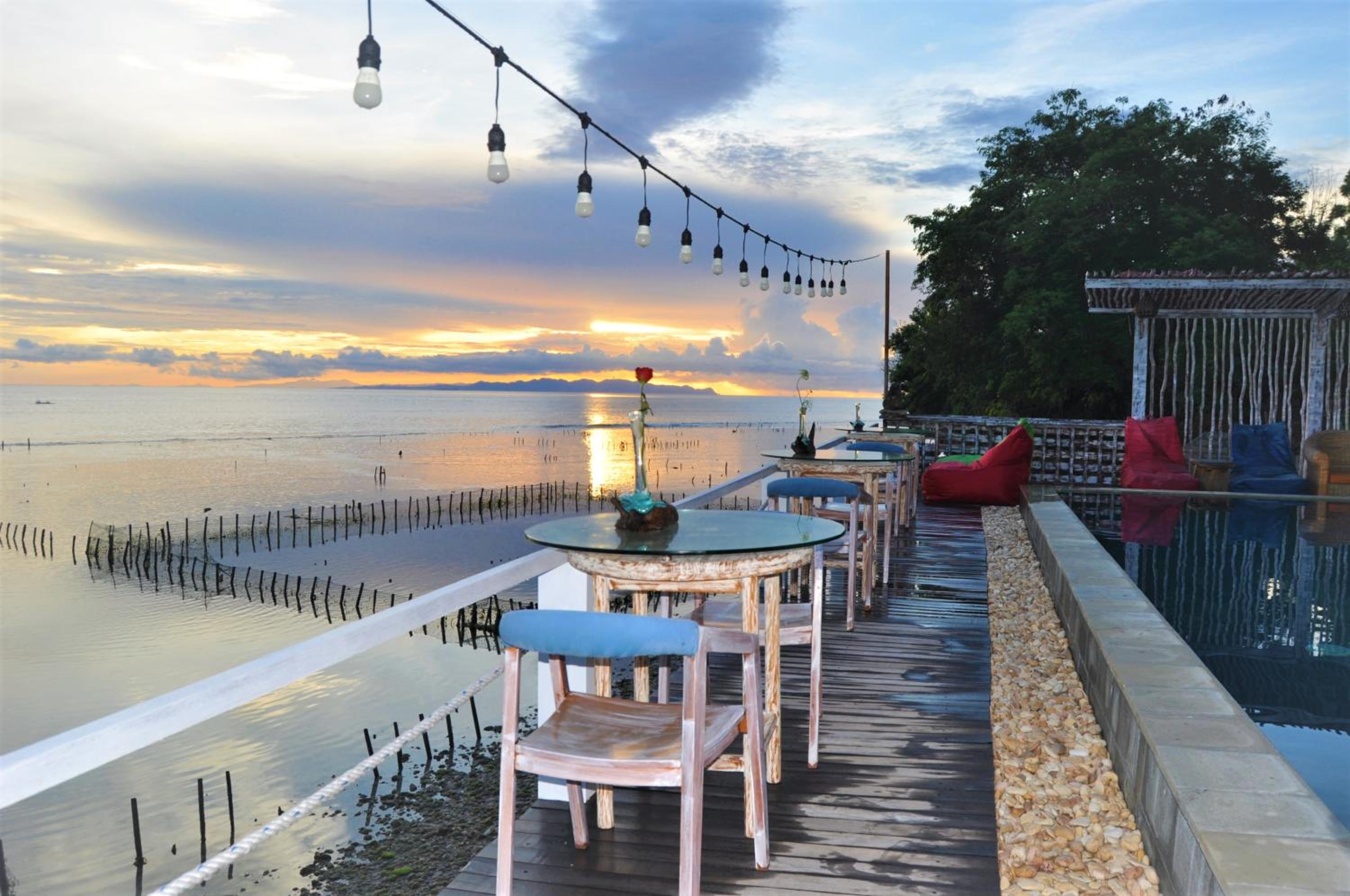 Deluxe Suite with Sea View photo 3
