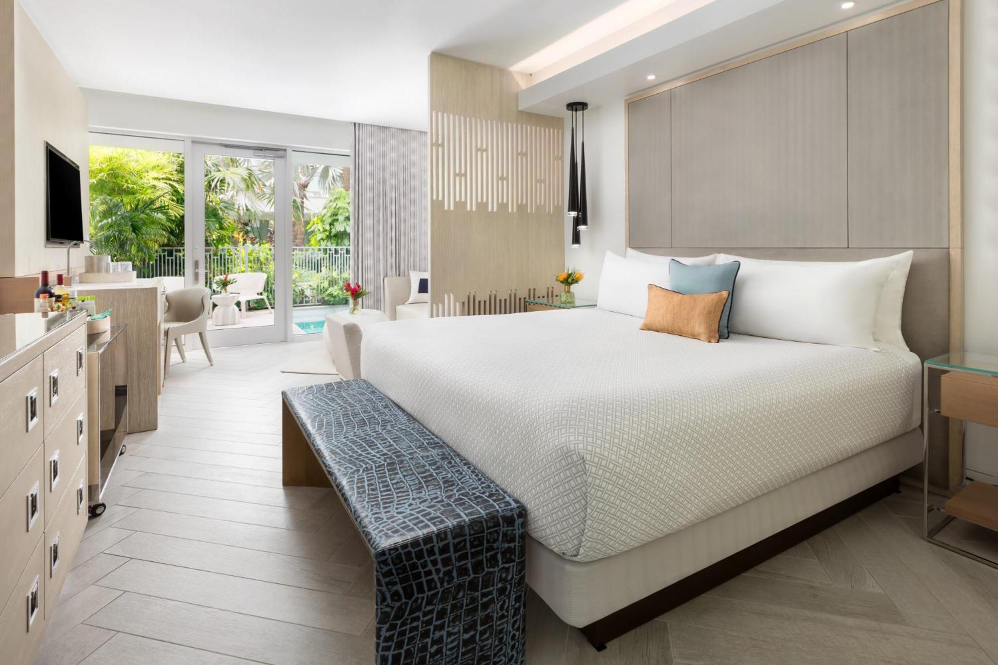 Deluxe Luxury Suite with Private Pool