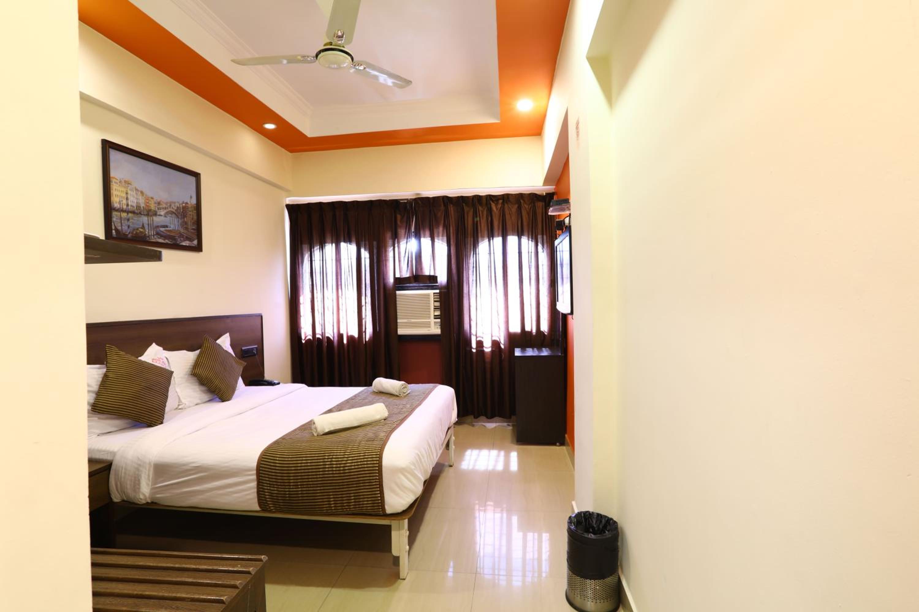 Deluxe Double Room - Photo 4