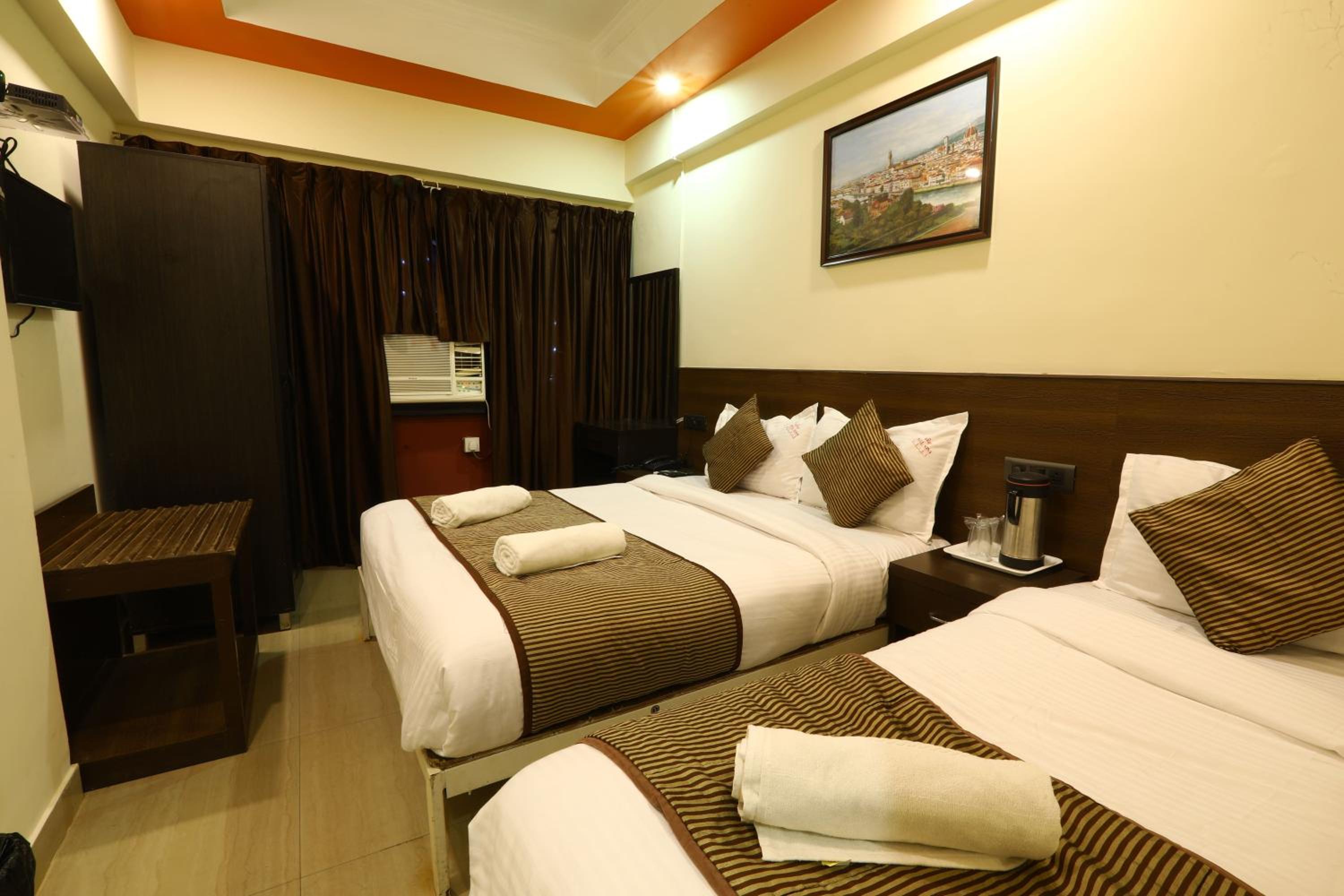 Deluxe Triple Room - Photo 1