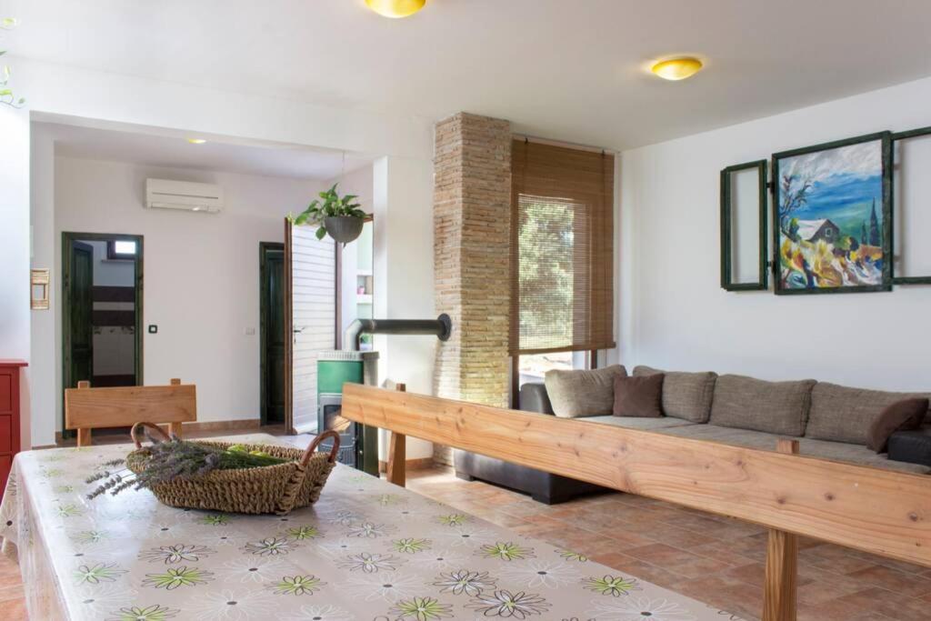 Three-Bedroom Villa photo 1