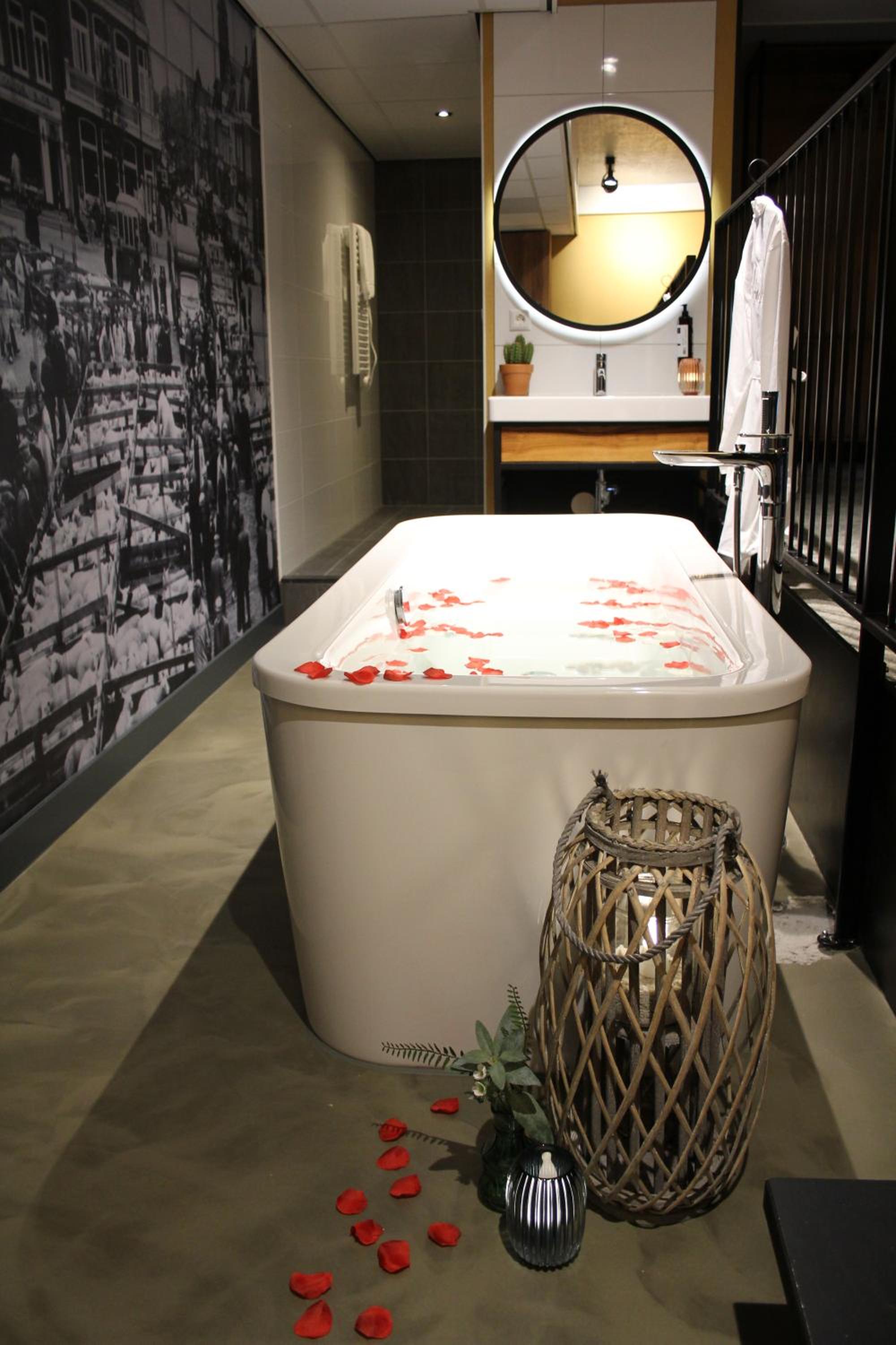 Deluxe Suite - Photo 4
