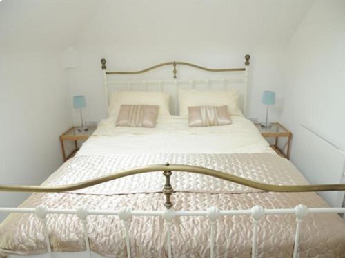 Two-Bedroom Cottage photo 2