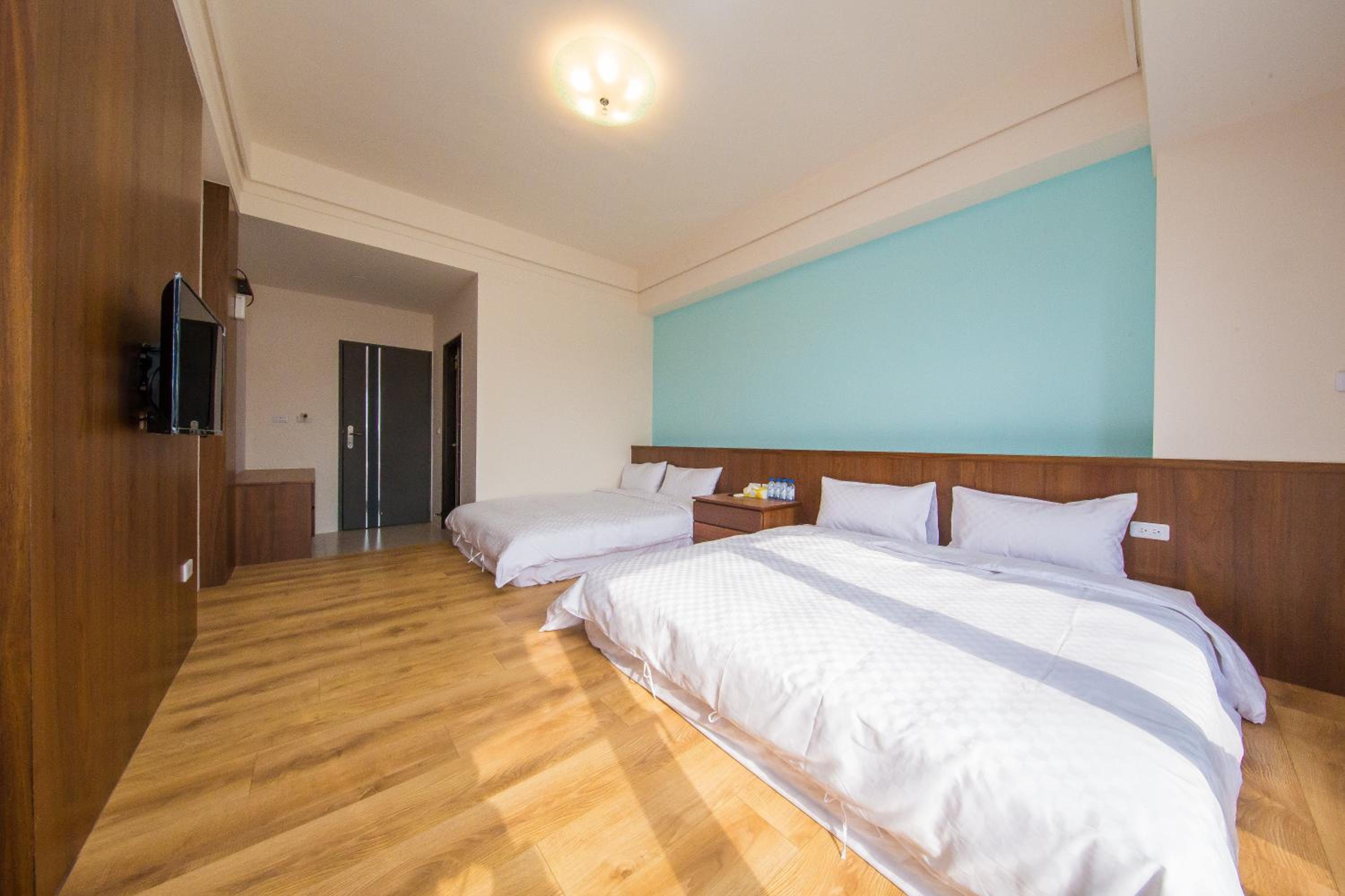 Double or Twin Room with Balcony photo 1