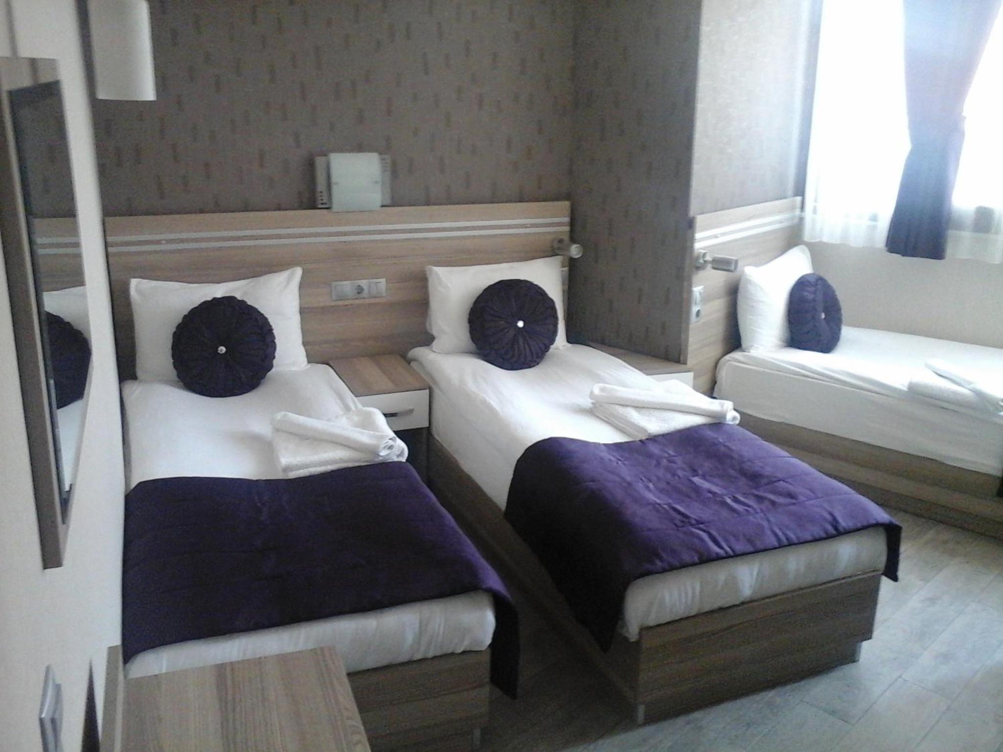 Basic Triple Room - Photo 2