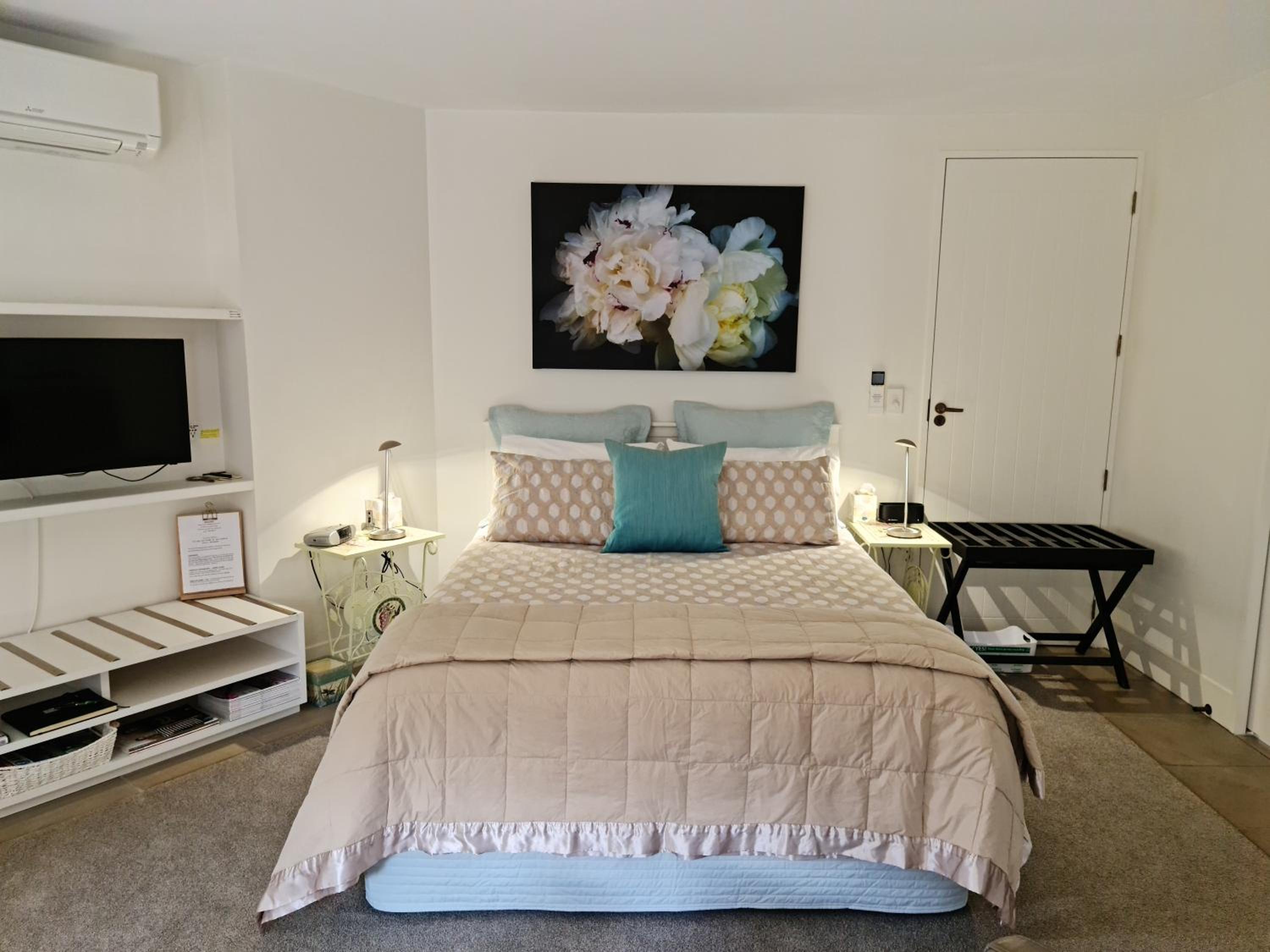 Suite with Garden View