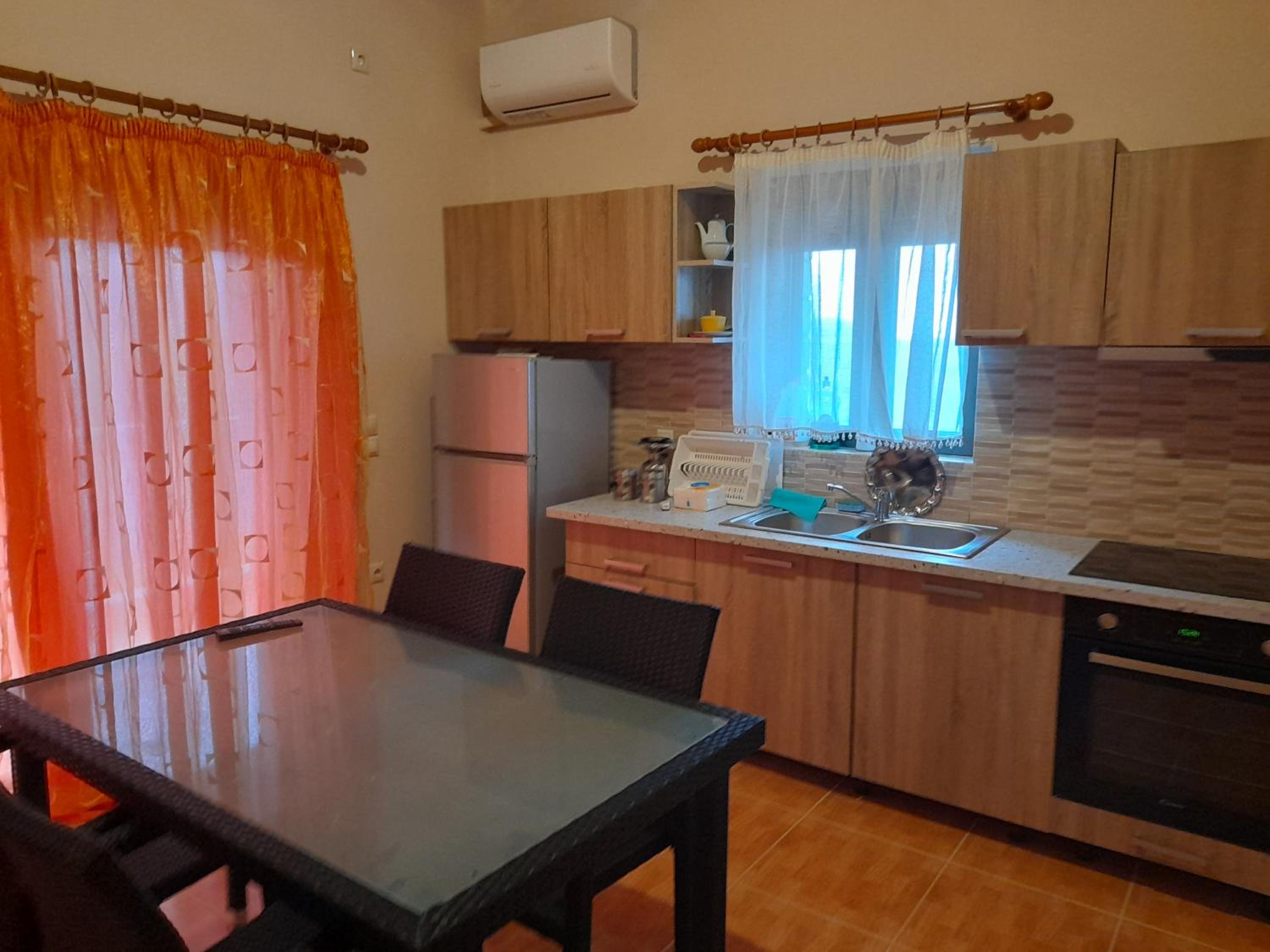 Two-Bedroom House photo 3