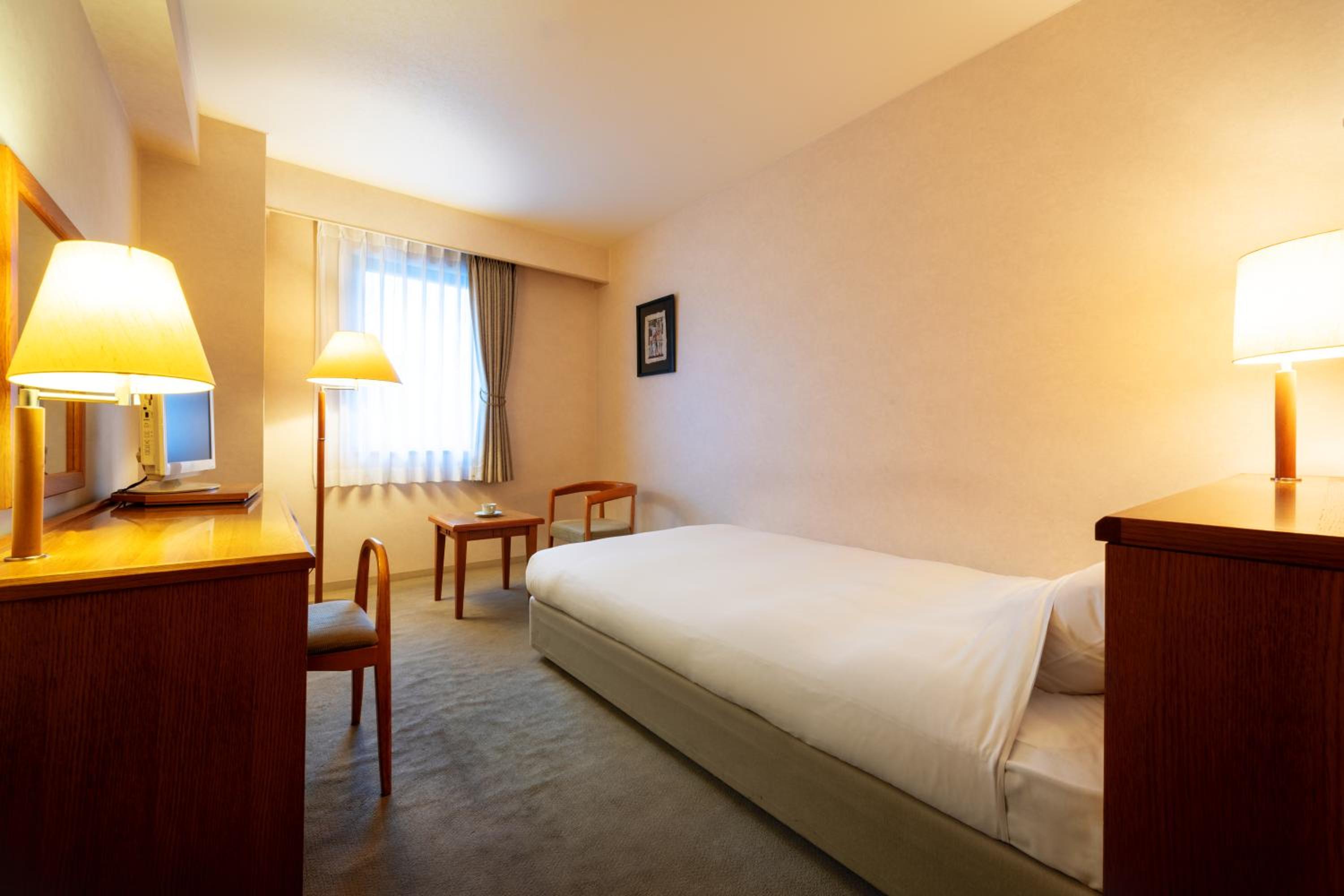 Single Room - Photo 5