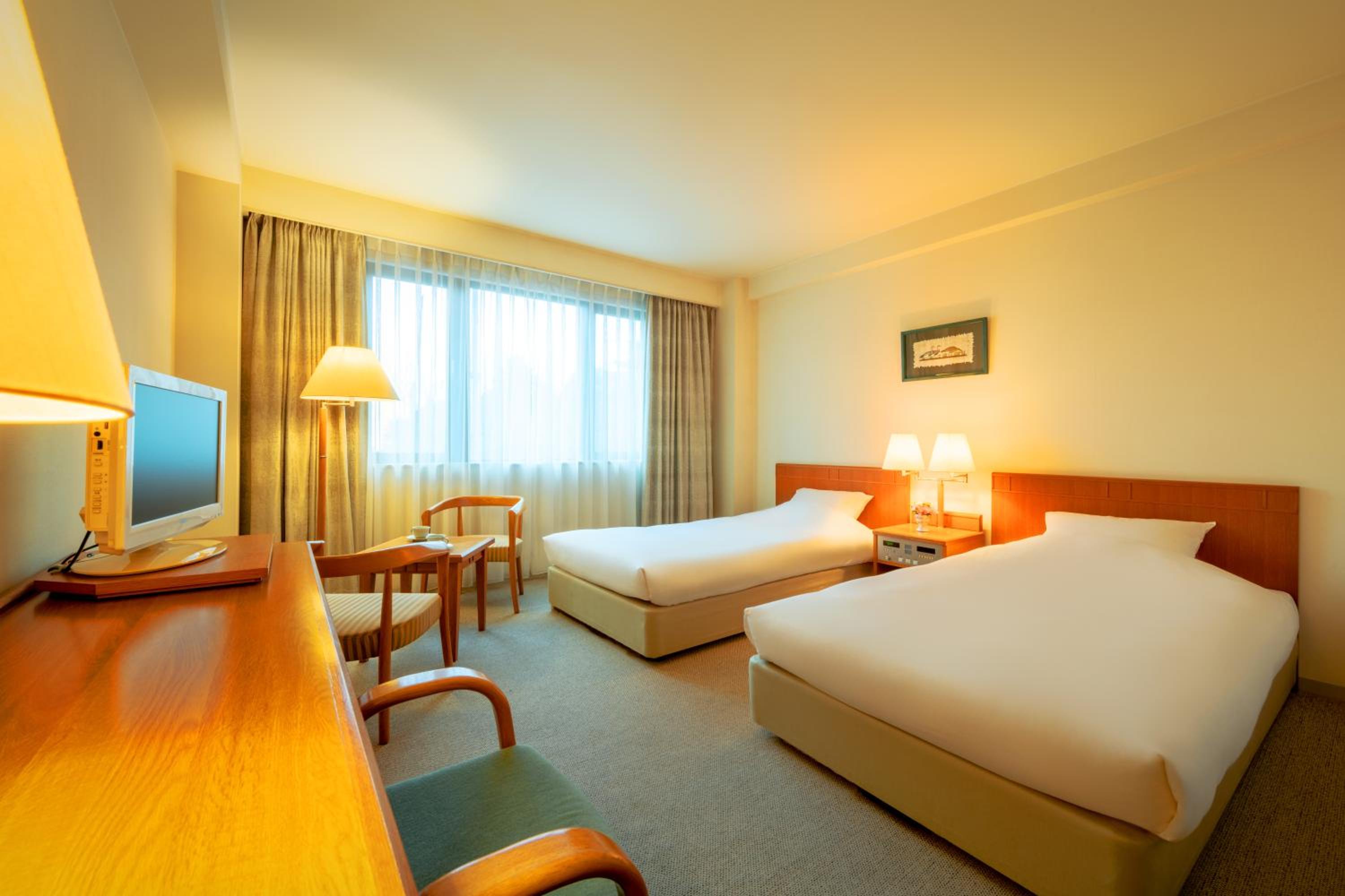 Twin Room - Photo 2