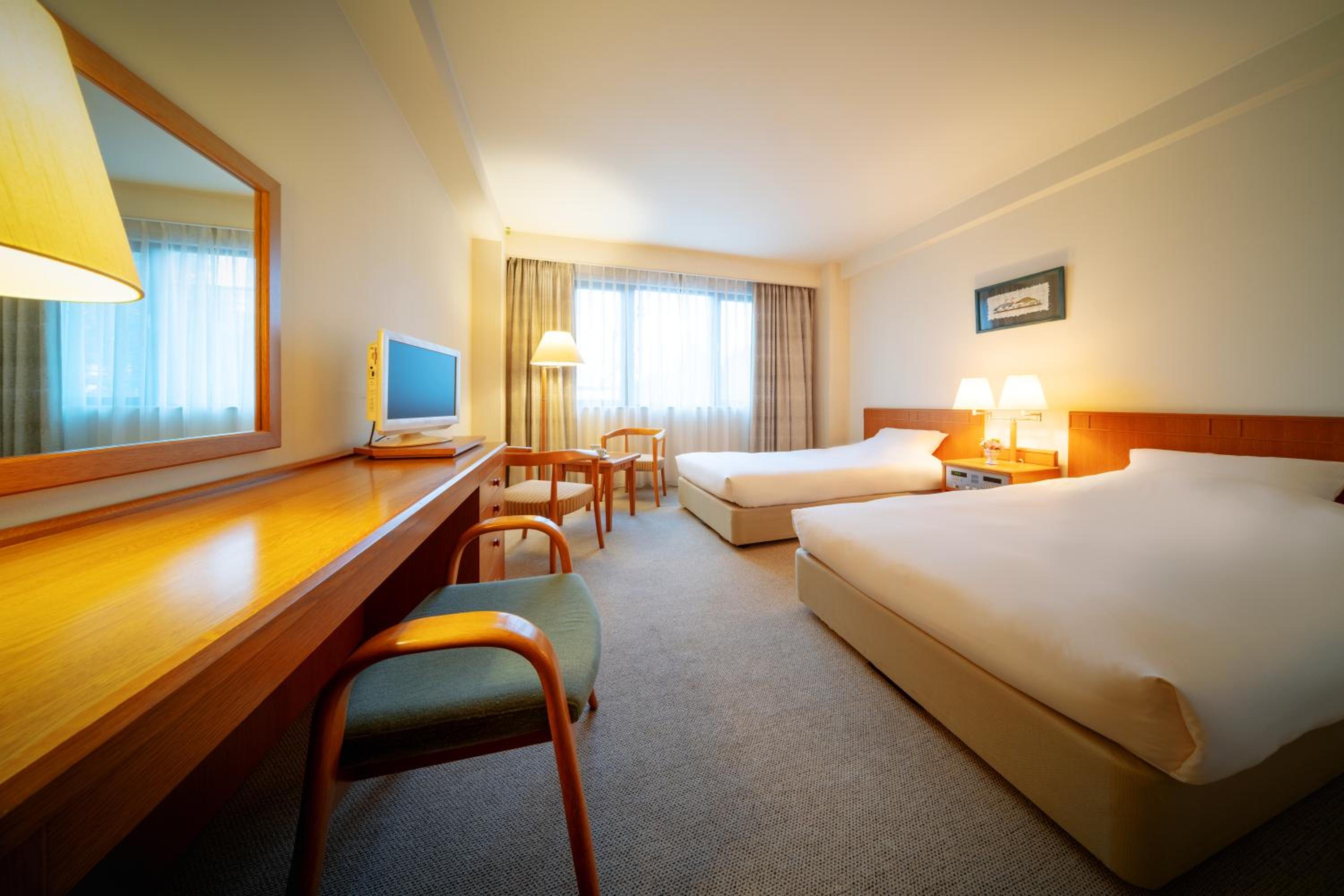 Twin Room - Photo 3