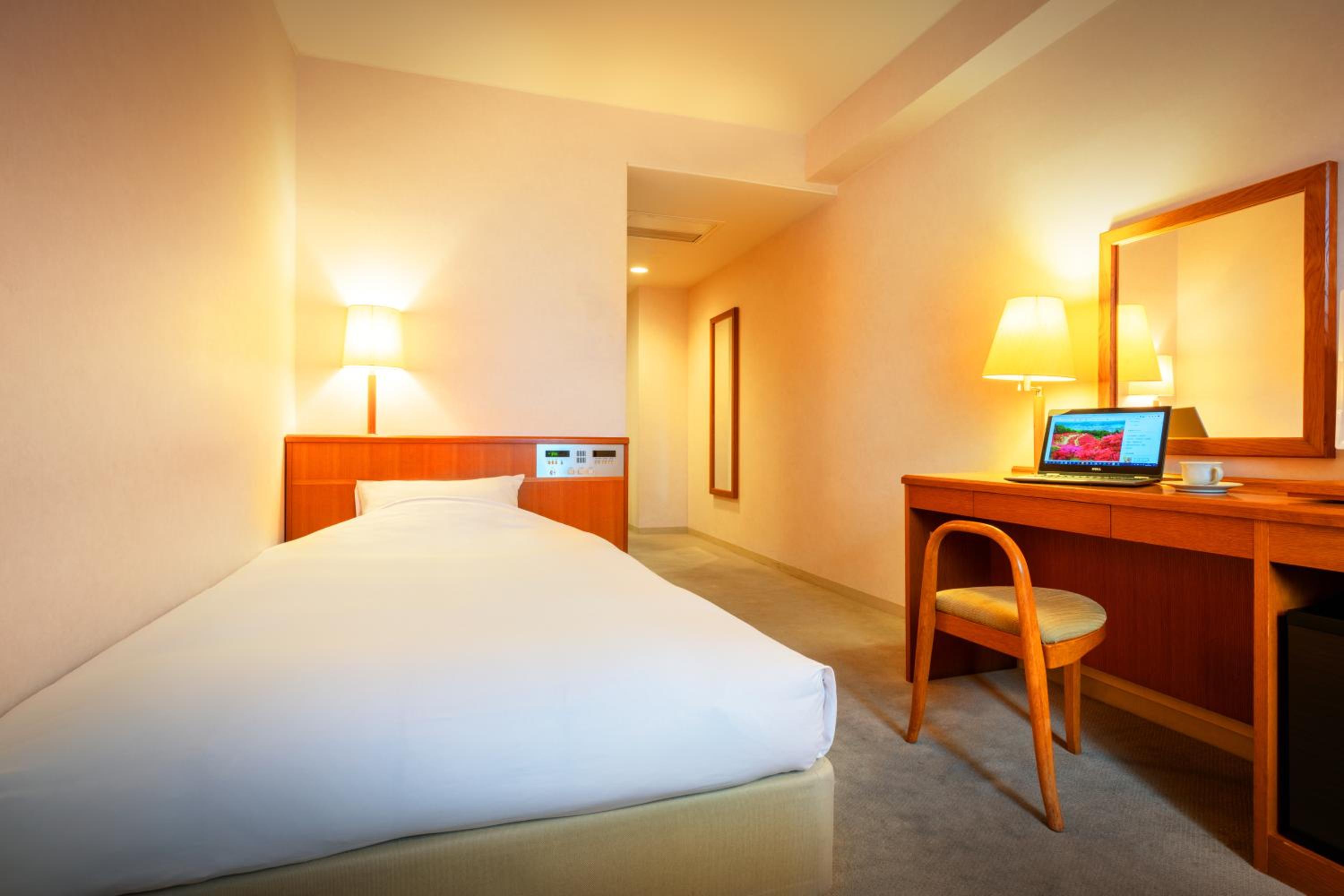 Single Room - Photo 2