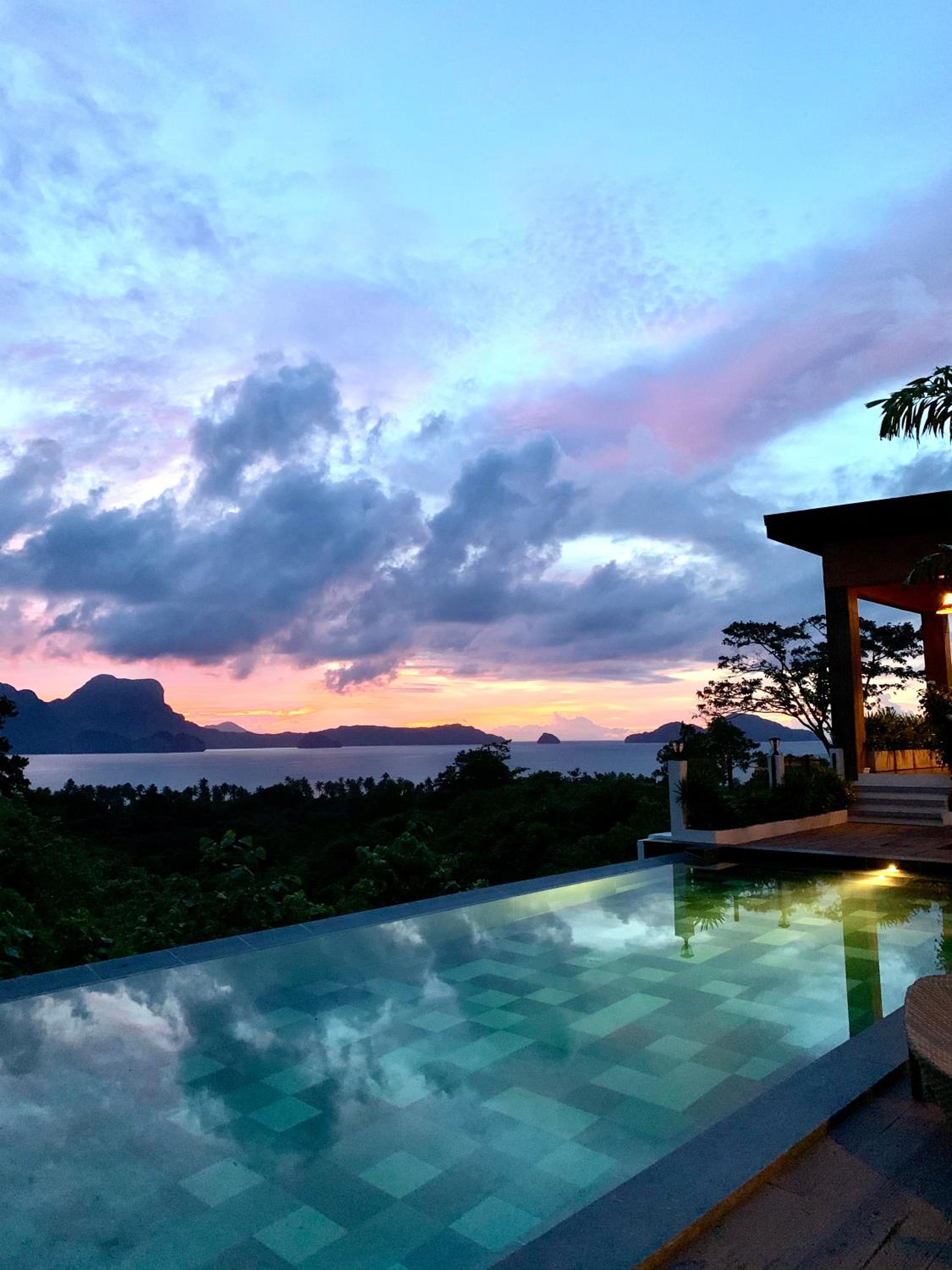 Deluxe Bungalow with Sea View - Photo 22