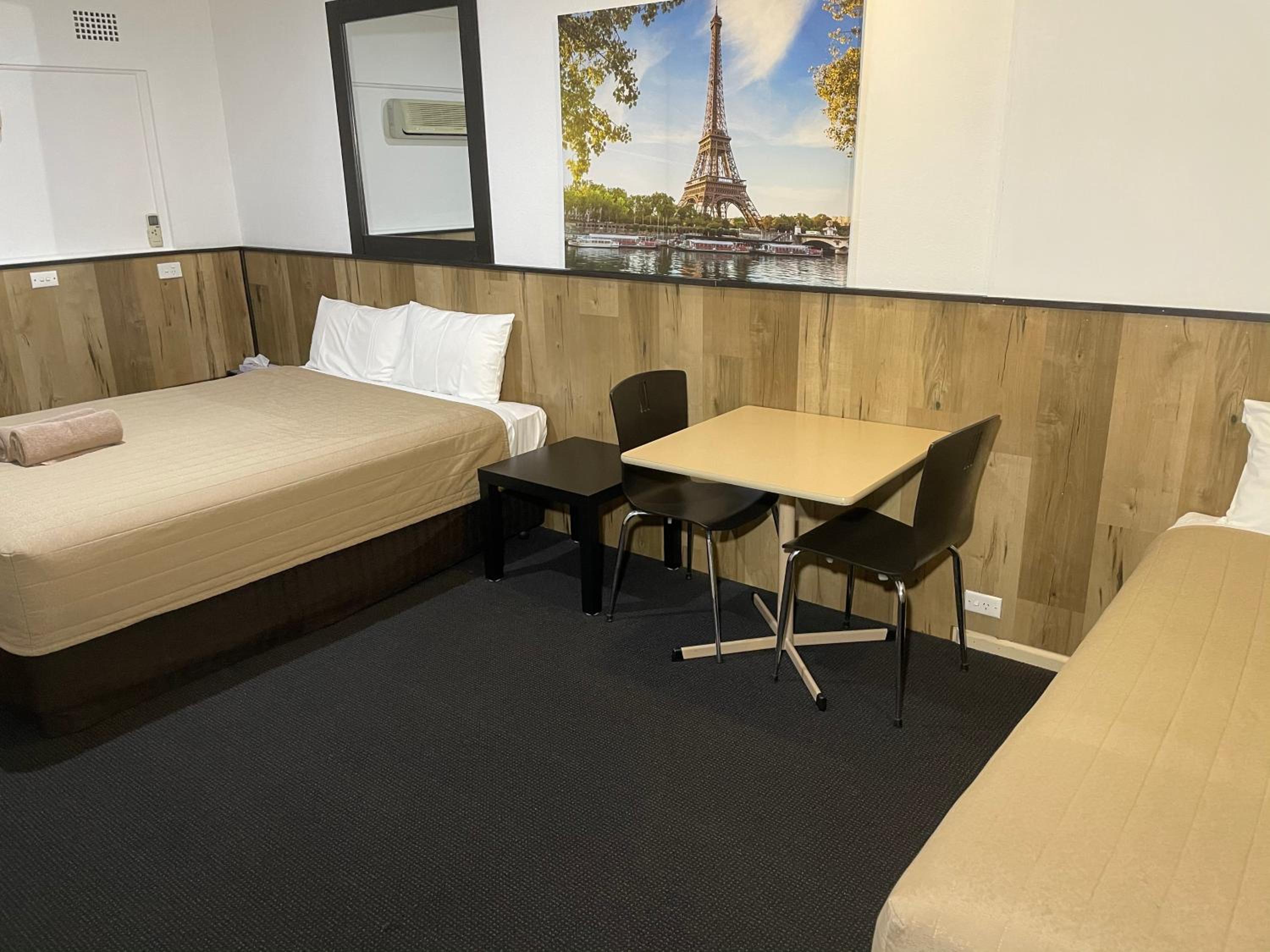 Standard Triple Room photo 2