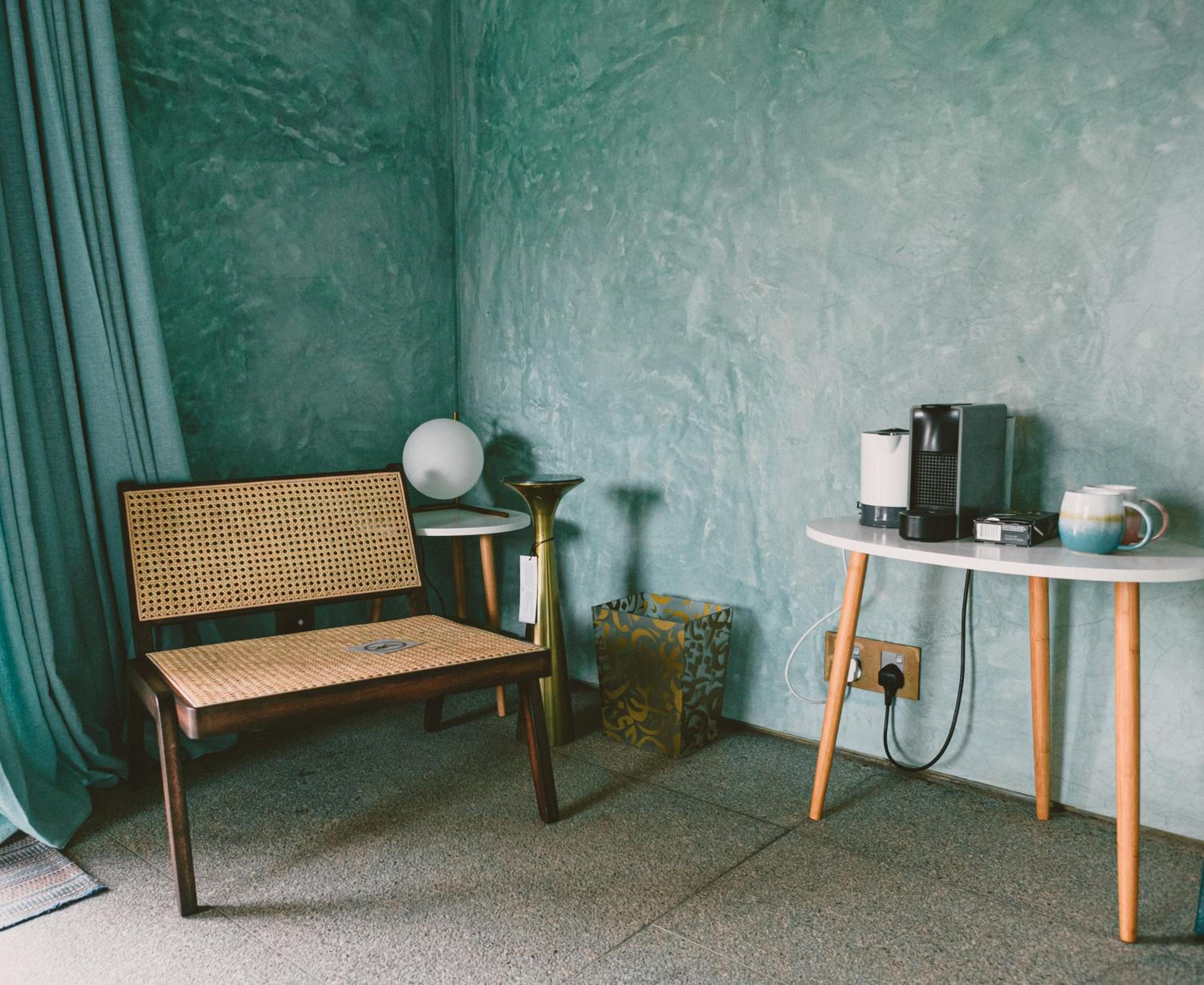 Hidden Garden Room – Sheeshoo