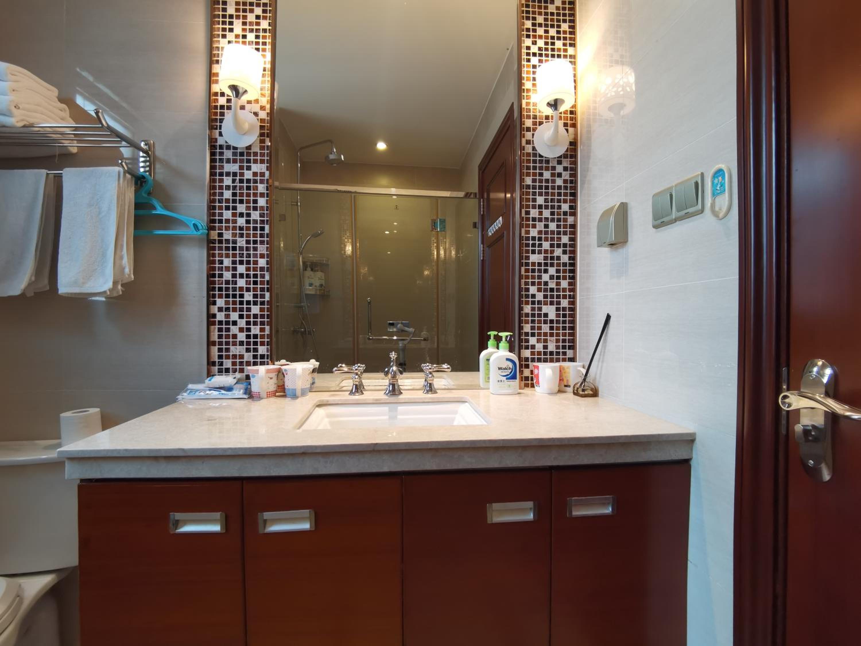 Suite with Sea View - Photo 11