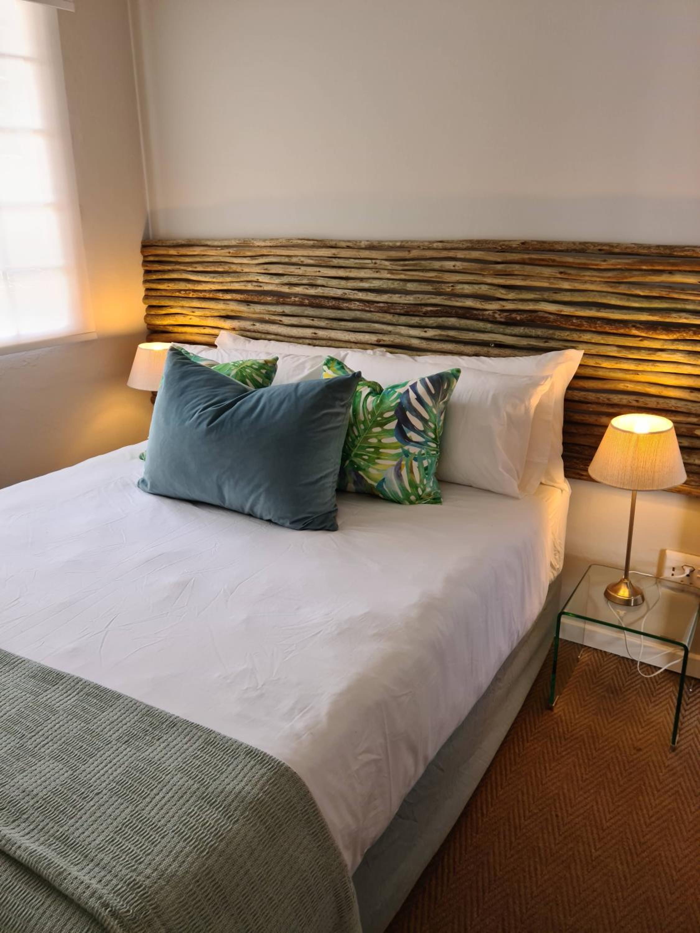 Deluxe Family Suite - Photo 4