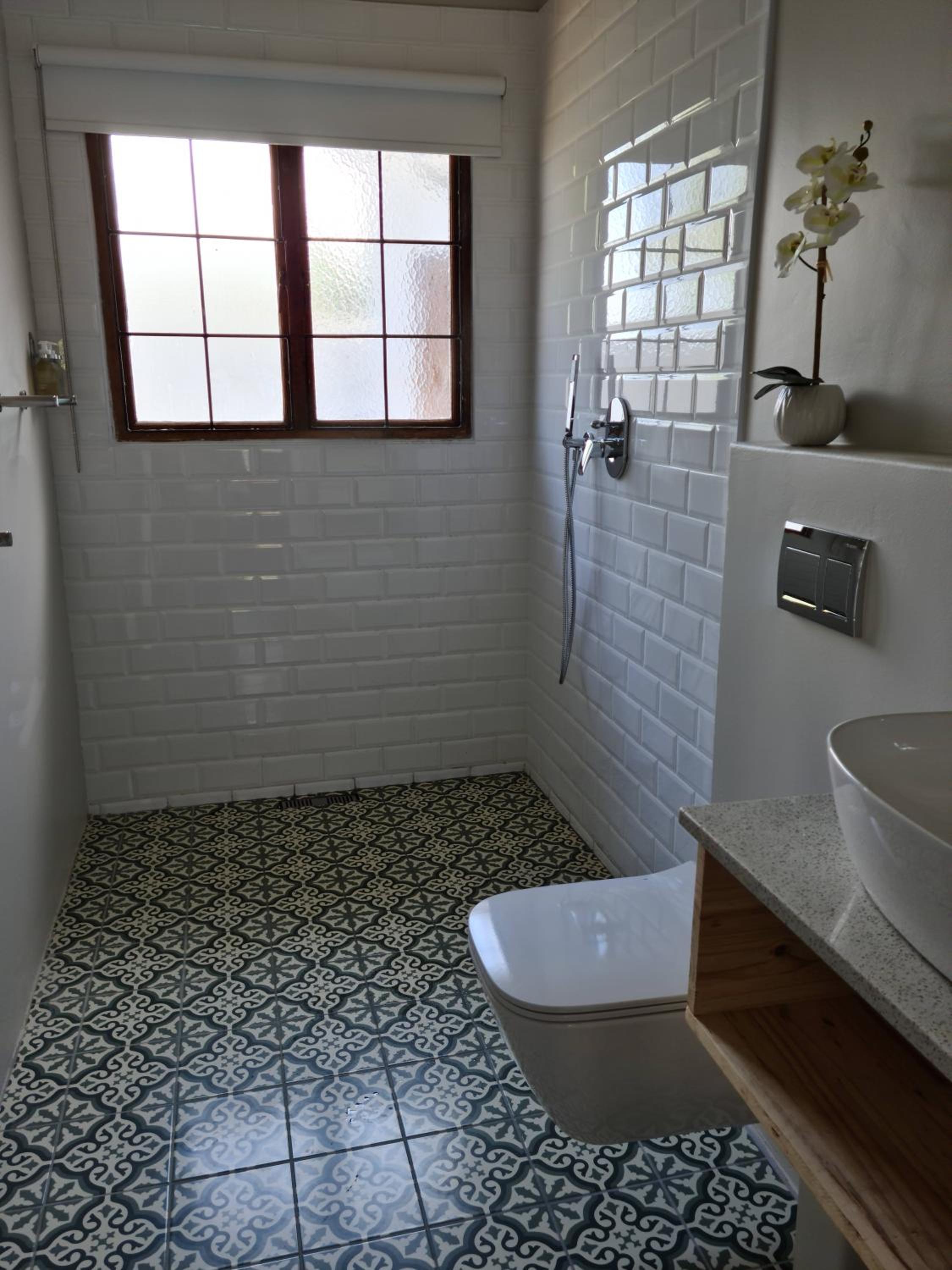 Deluxe Family Suite - Photo 7