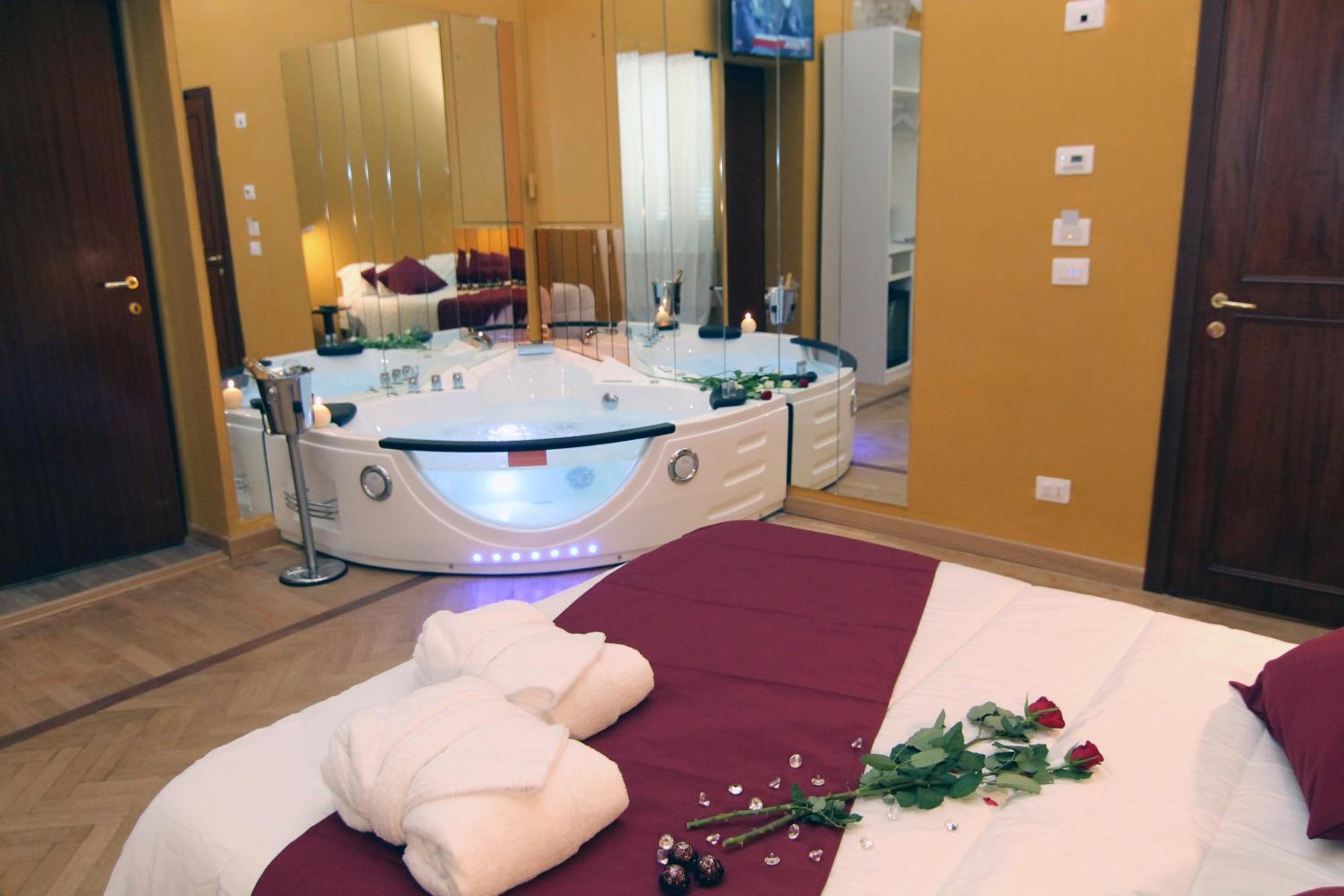 Double Room with Spa Bath