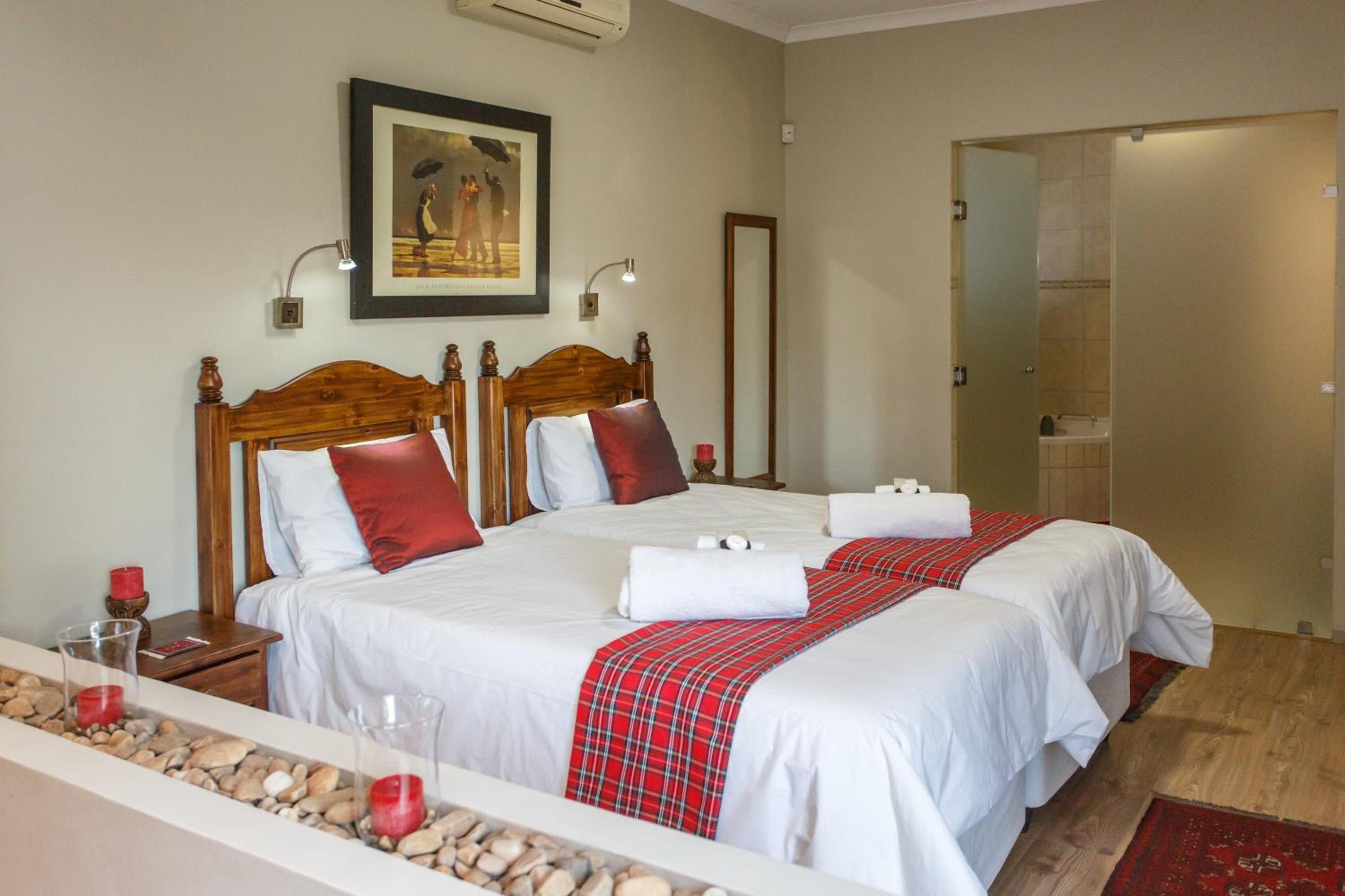 Double or Twin Room with Garden View photo 1