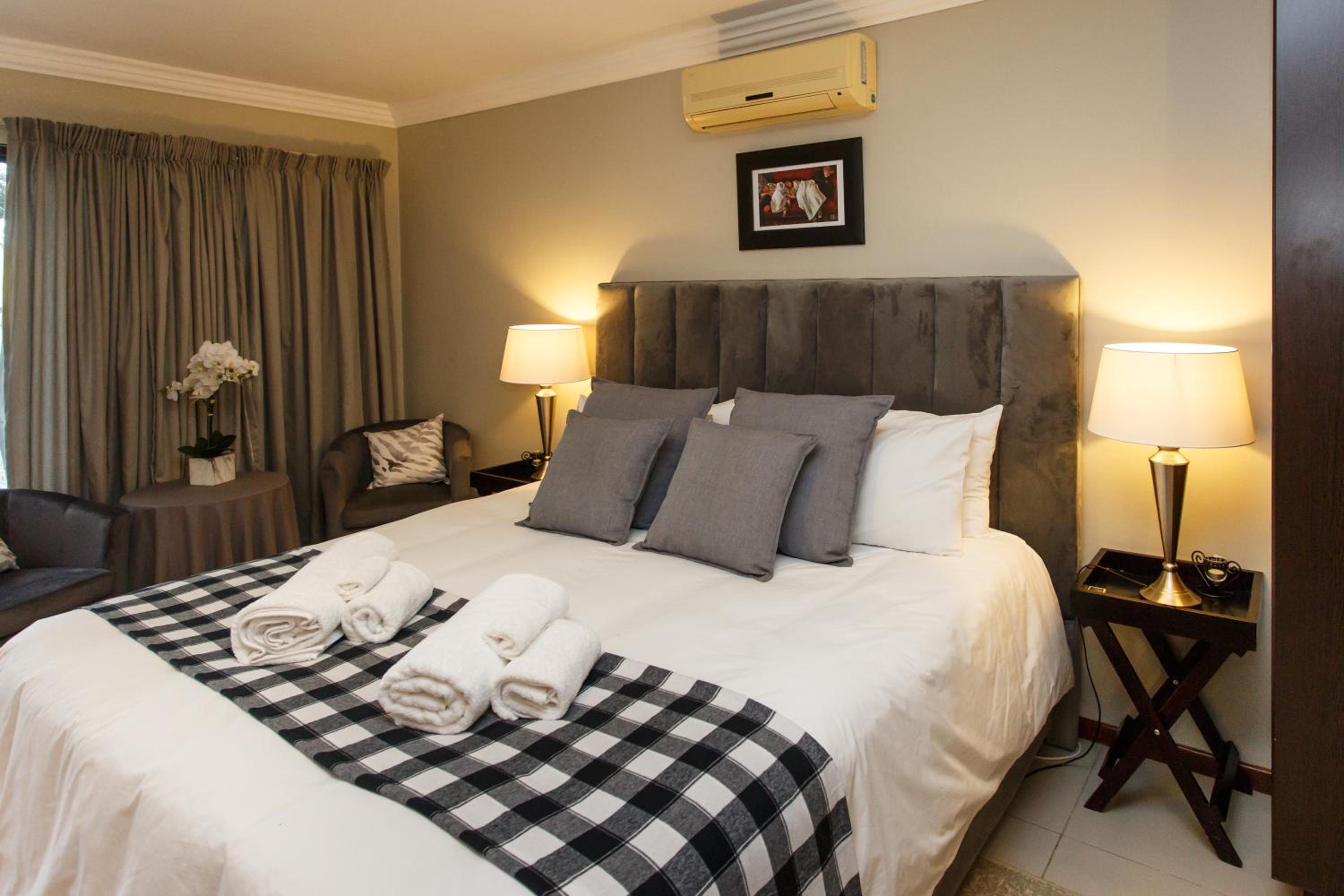 Deluxe Double Room photo 2
