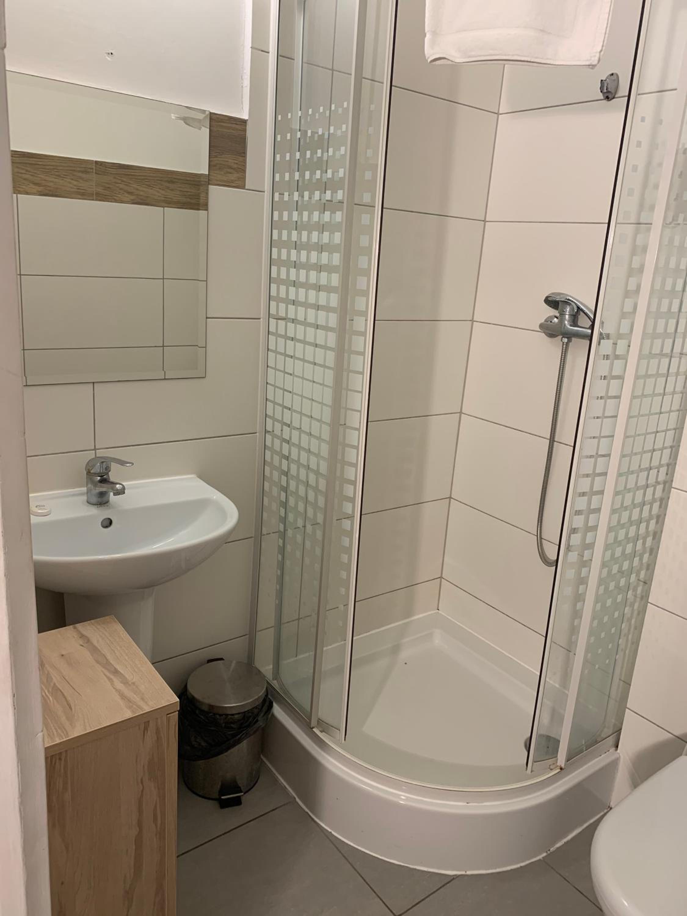 Triple Room - Photo 6