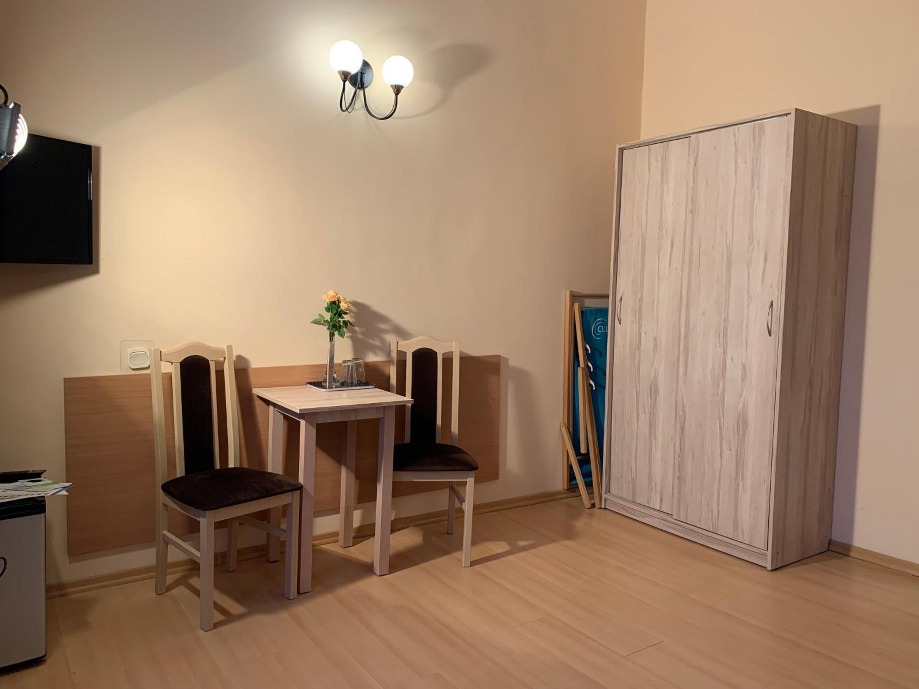 Triple Room - Photo 2