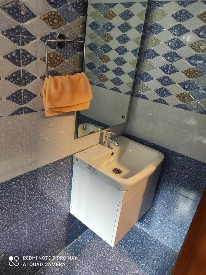 Deluxe Double Room (2 Adults + 1 Child) photo 2