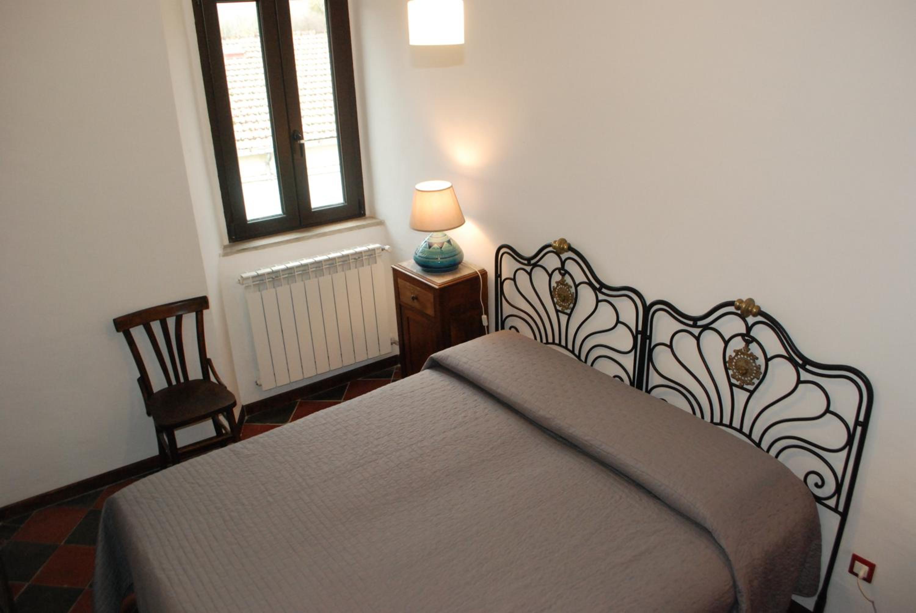 Double or Twin Room with Mountain View - Photo 5