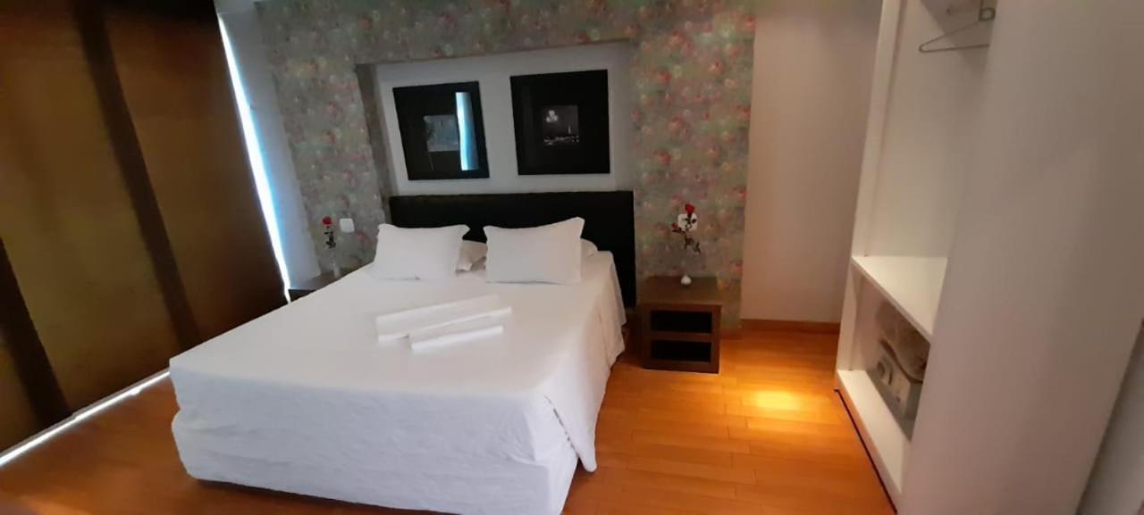 Deluxe Suite with Spa Bath