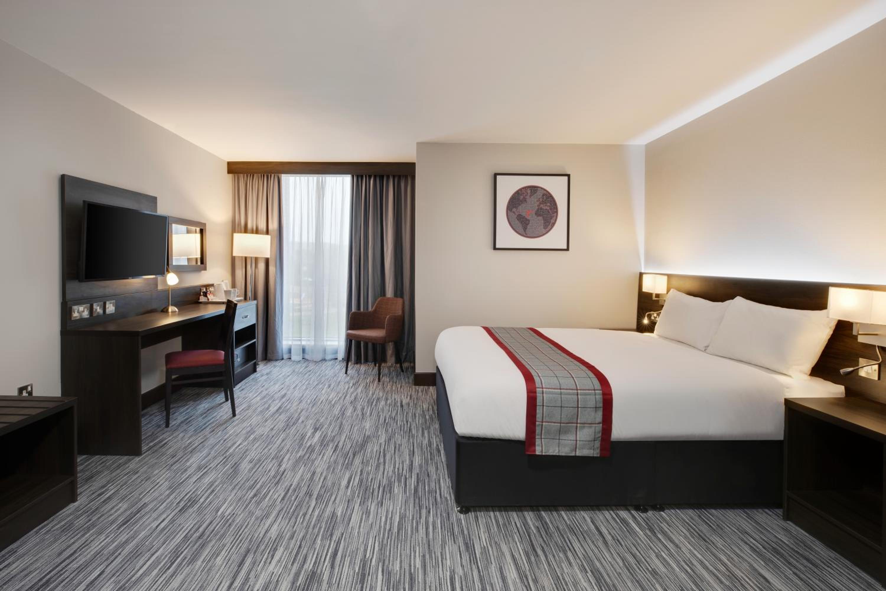 Double Room - Disability Access - Photo 1