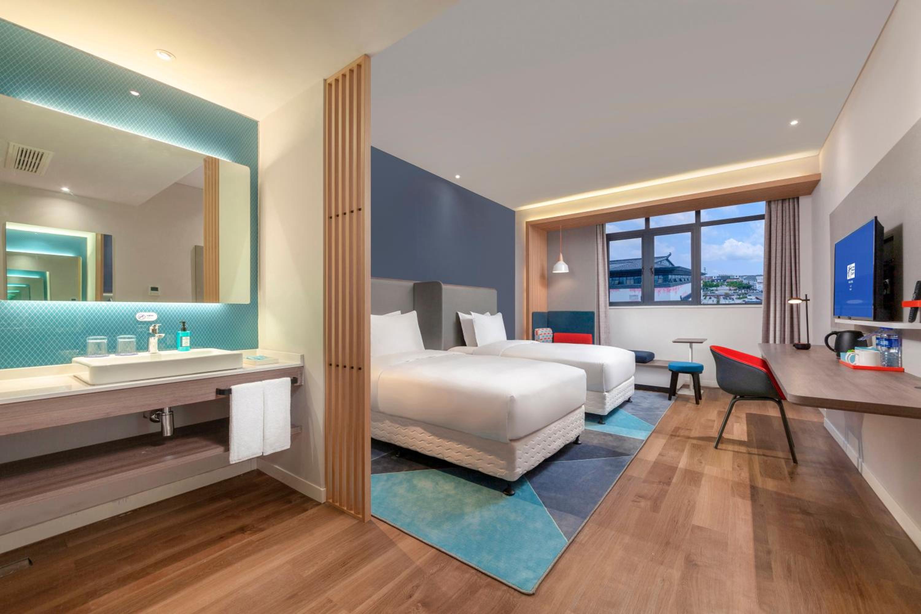 Standard Twin Room with Extra Floor Space