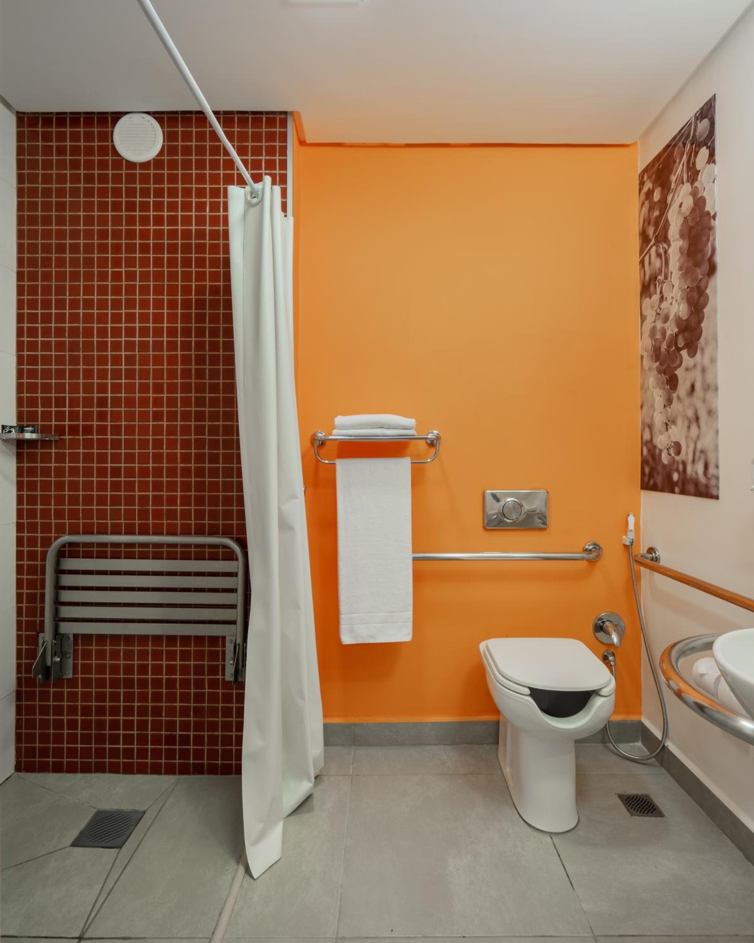 Triple Room - Disability Access photo 3