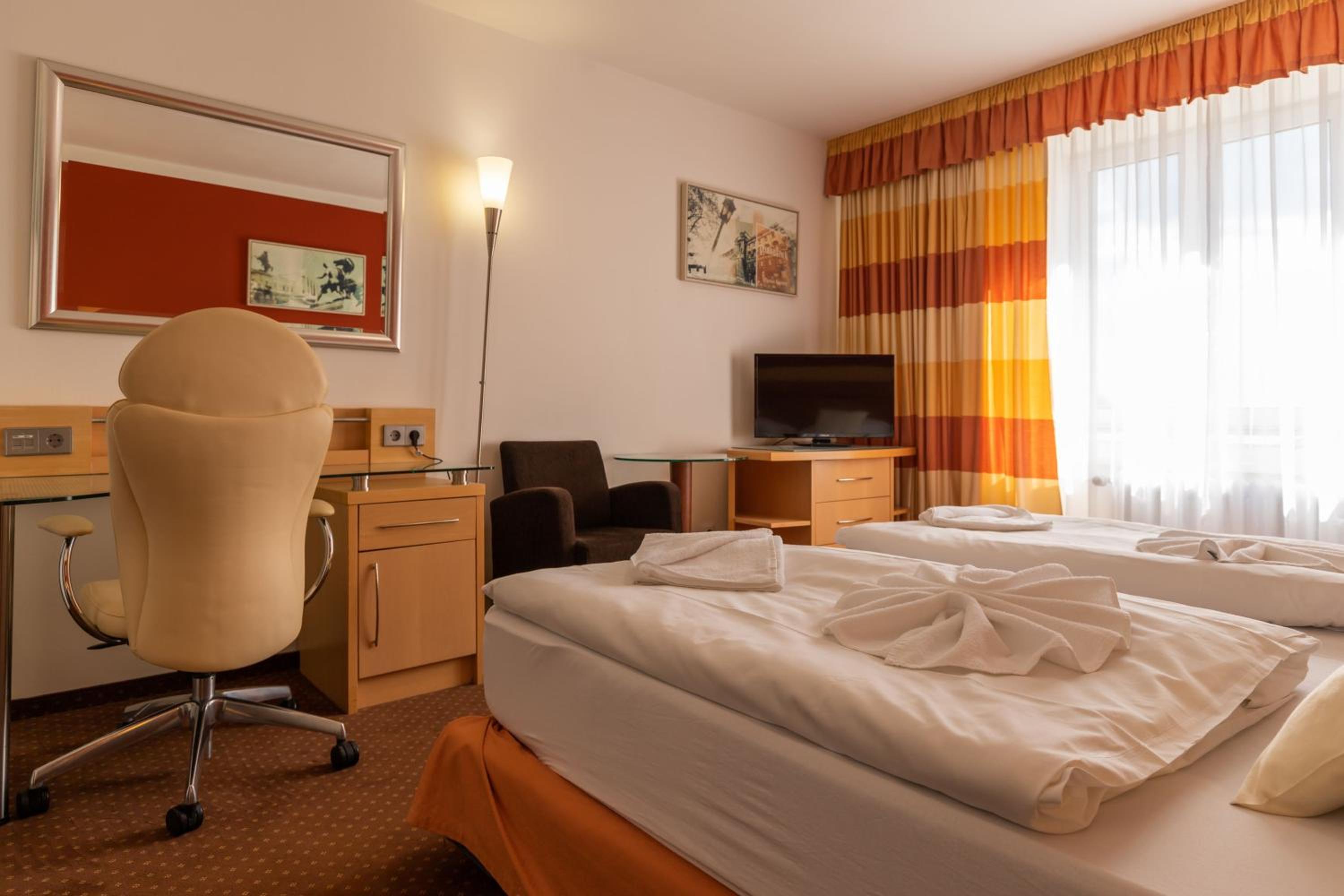 Superior Double or Twin Room - Photo 5