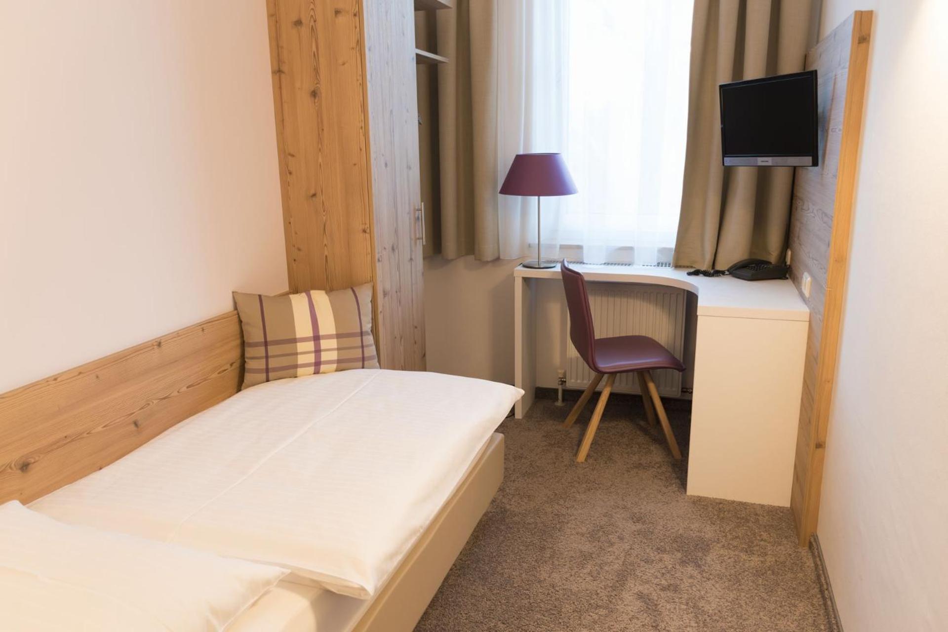 Single Room photo 1