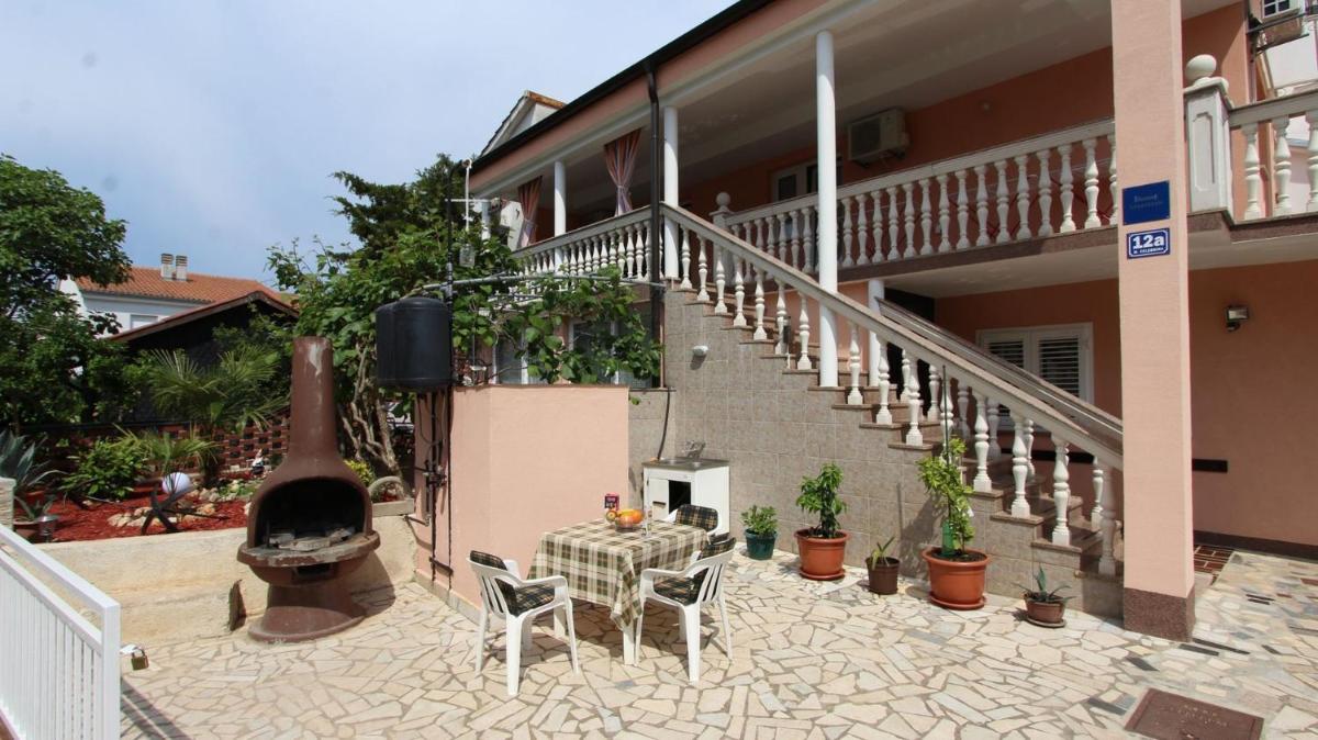 Studio with Terrace