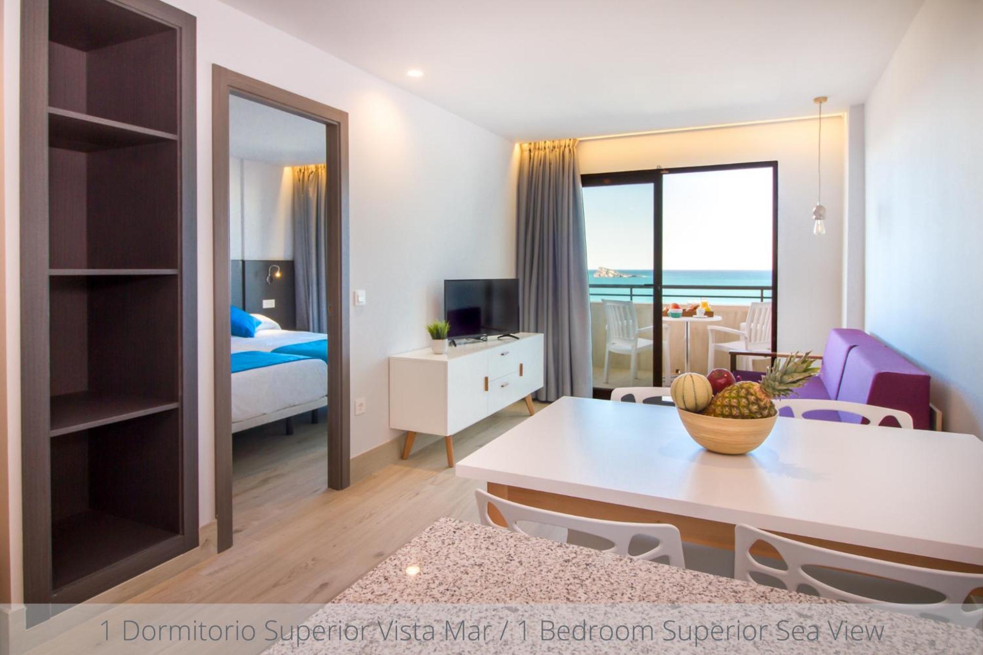Superior One-Bedroom Apartment with Sea View photo 3