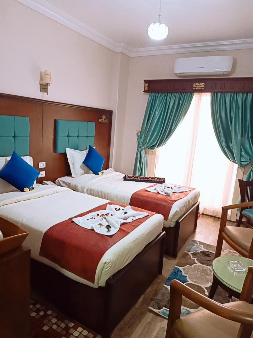 Double Room - Photo 12