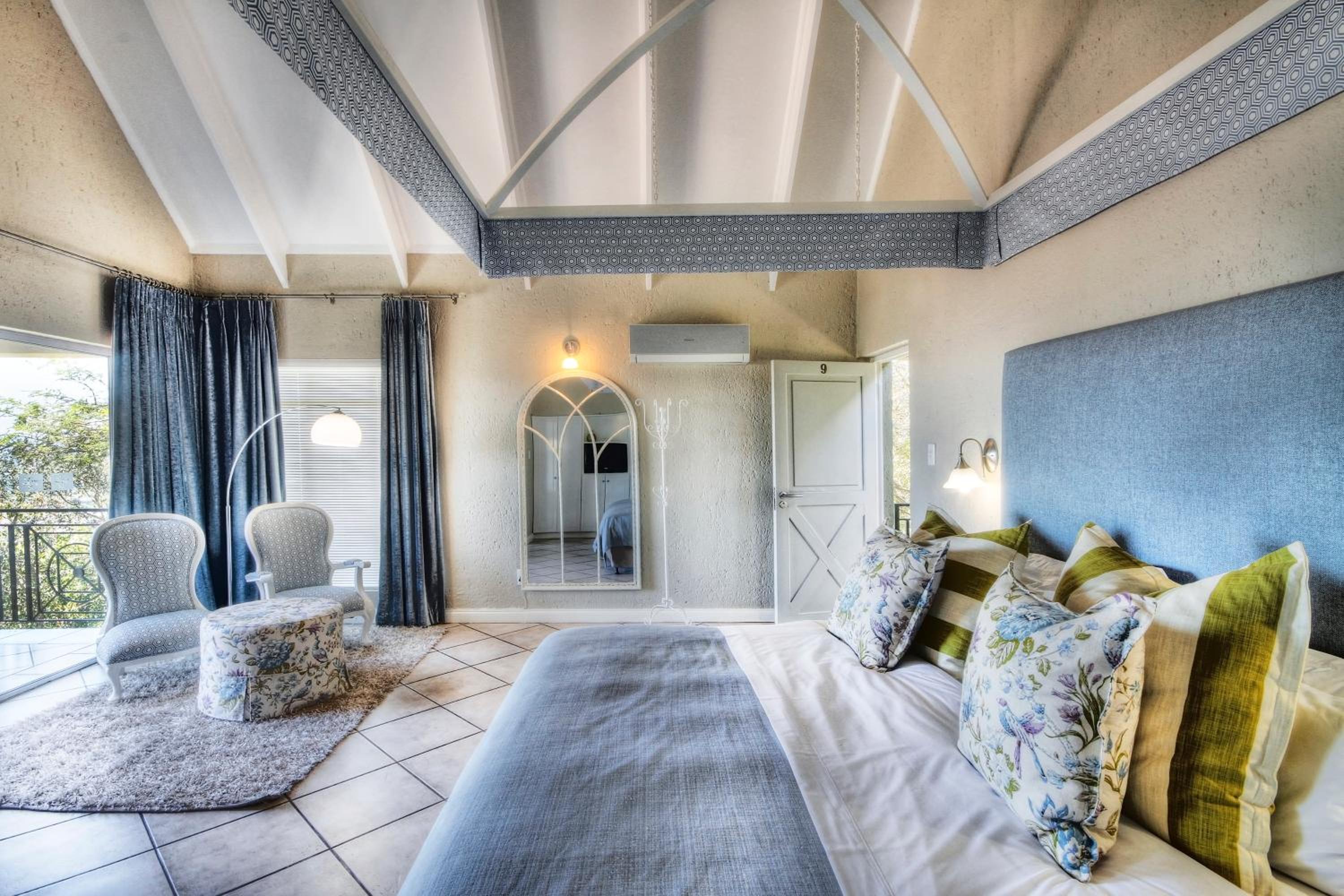 Executive suite - Balcony with view photo 1