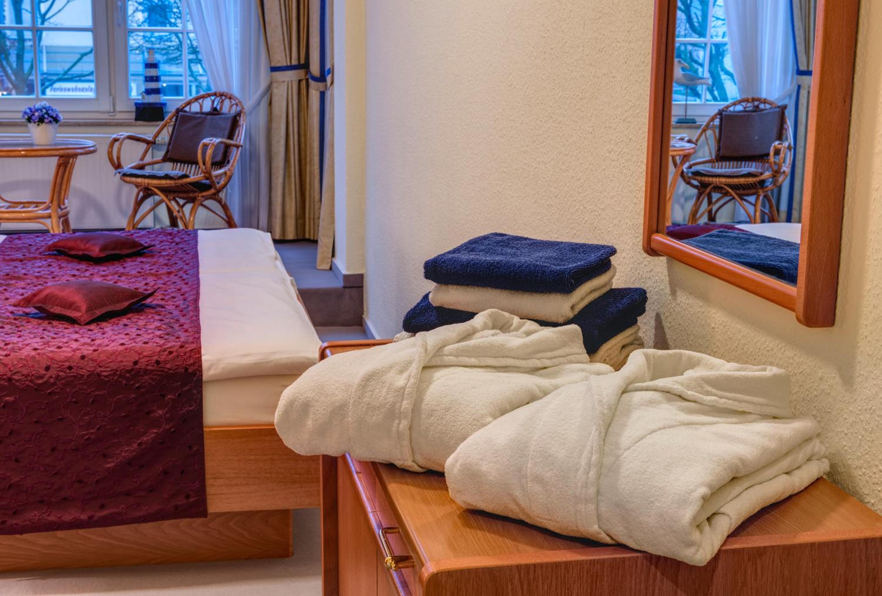 Two Room Apartment with Balcony photo 1