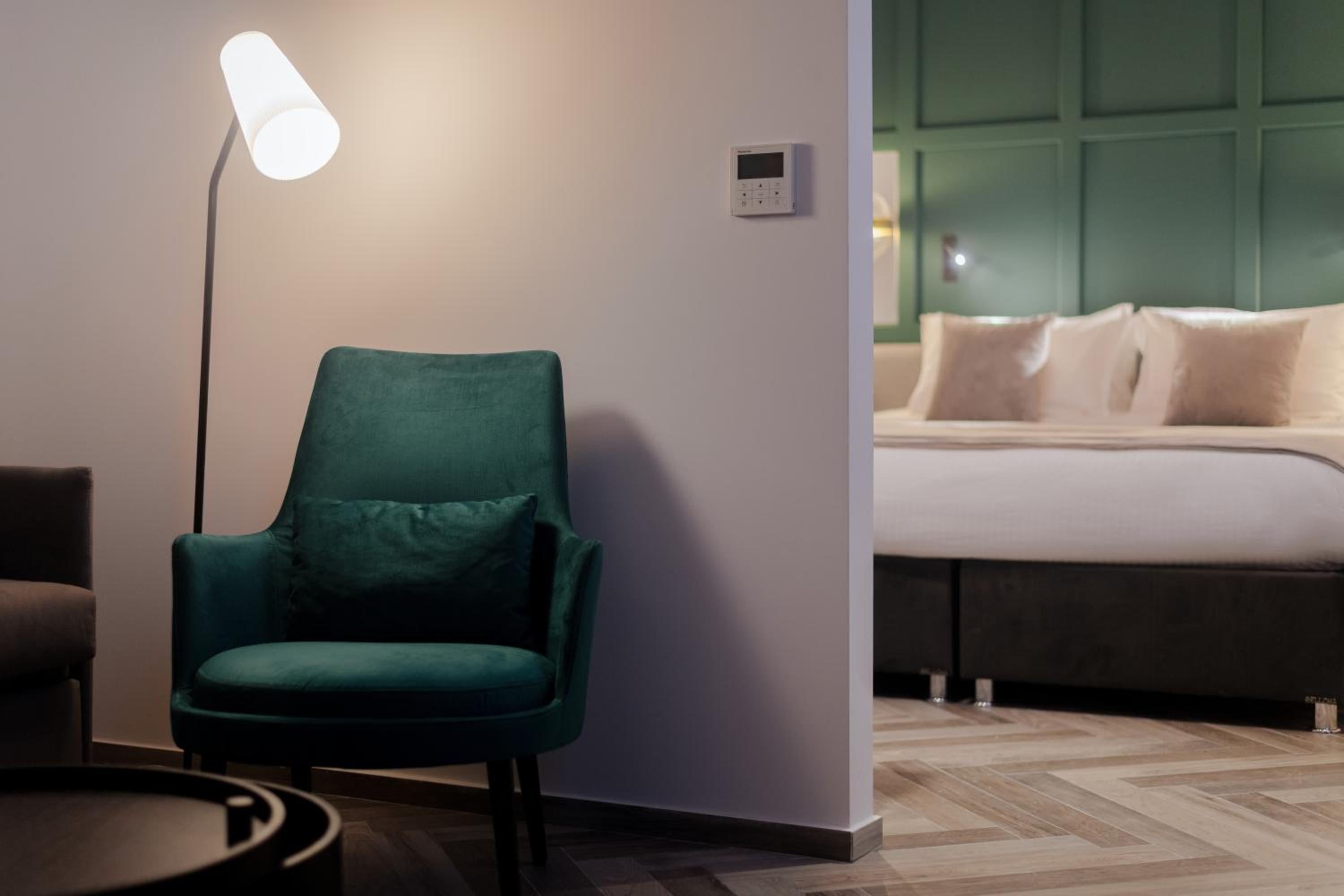 Deluxe Suite