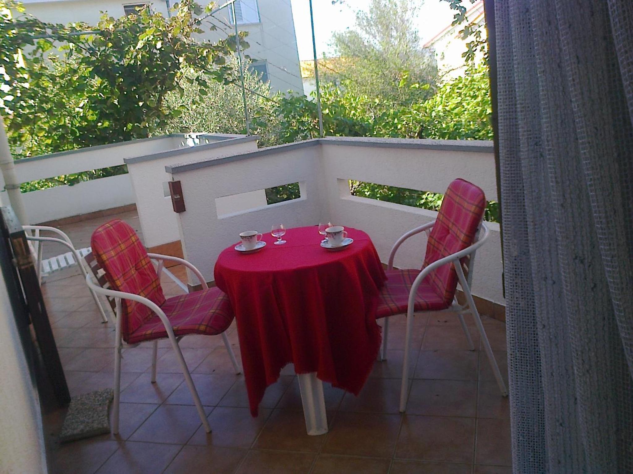 One-Bedroom Apartment with Terrace - Photo 12