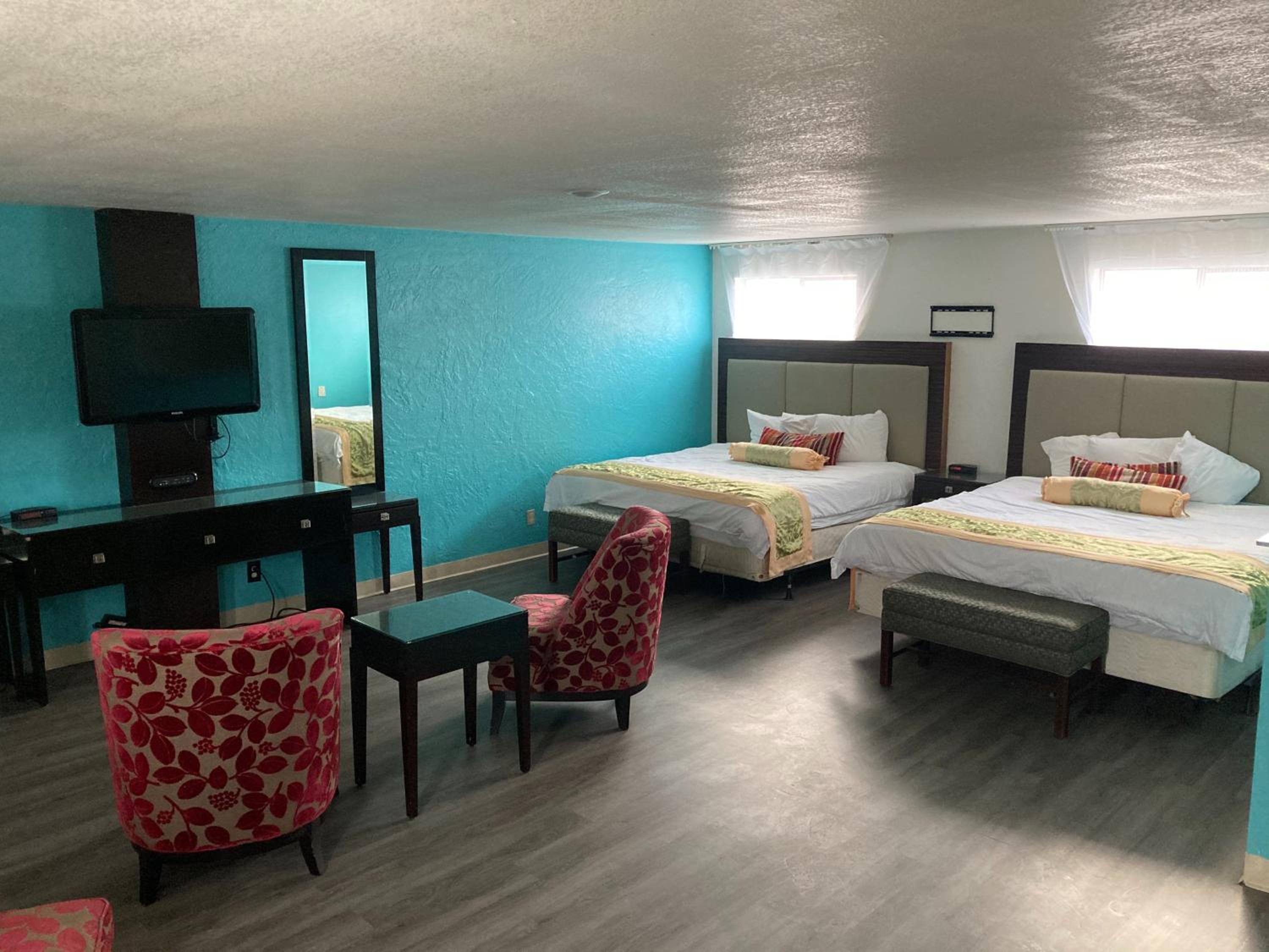 Deluxe Suite - Photo 1